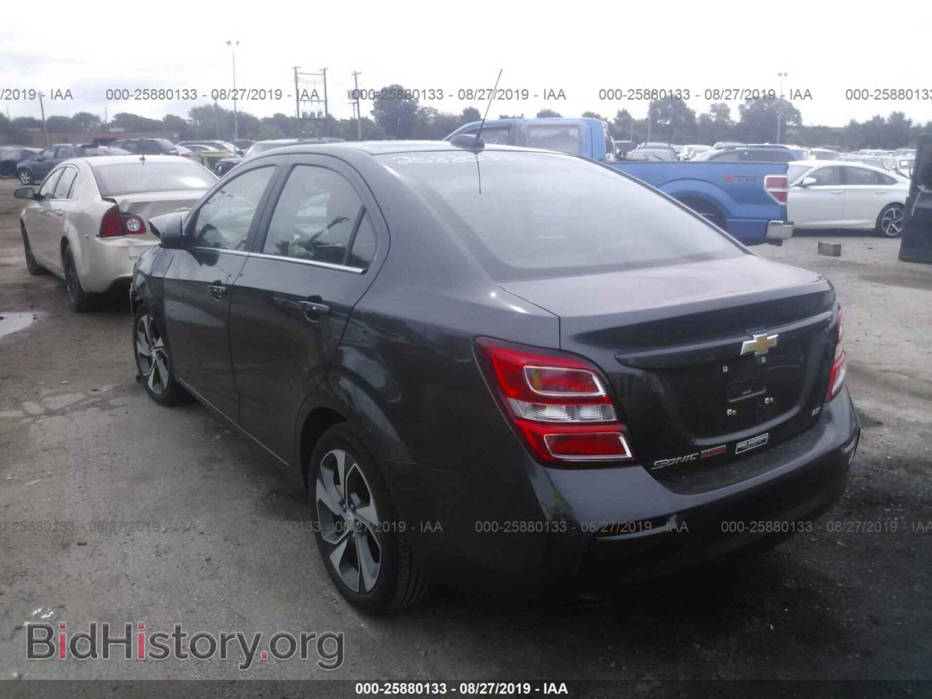 2018 CHEVROLET SONIC - VIN: 1G1JD5SB7J4125164 - Фото 3