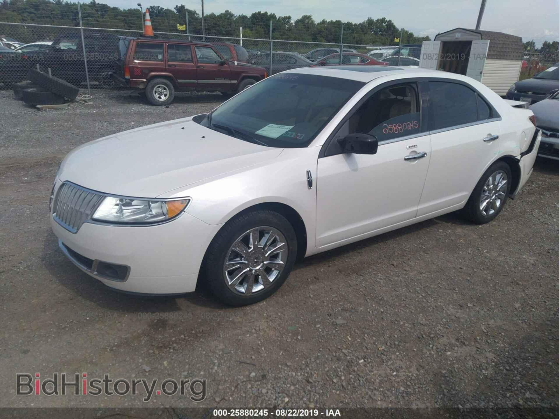 2011 LINCOLN MKZ - VIN: 3LNHL2GC9BR754115 - Фото 2