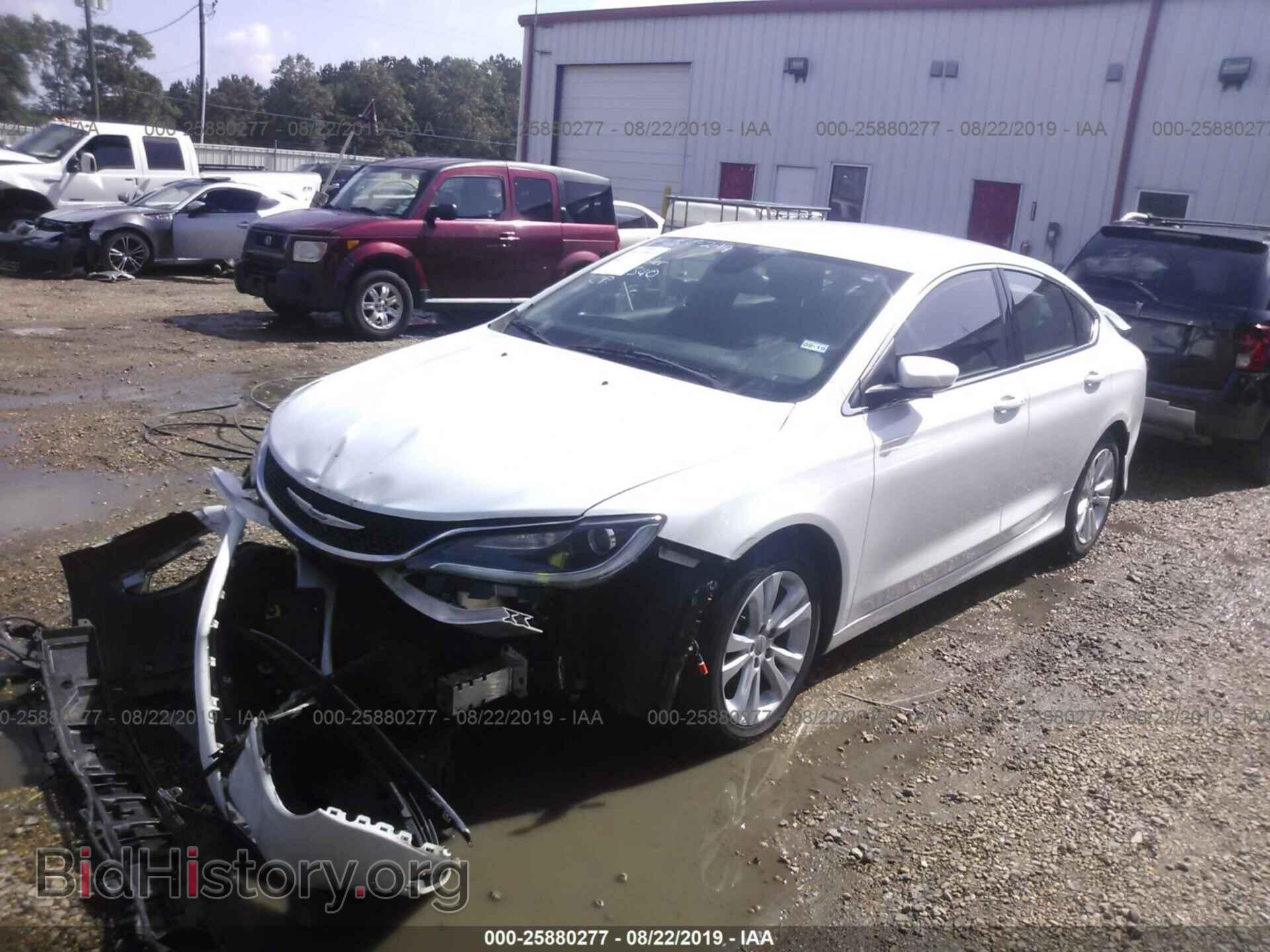 2016 CHRYSLER 200 - VIN: 1C3CCCAB5GN106340 - Фото 2