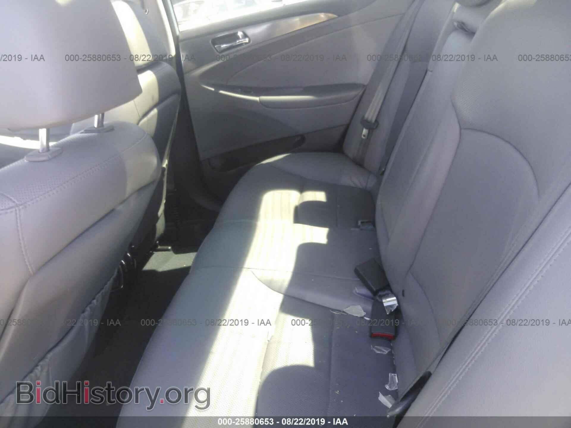 2012 HYUNDAI SONATA - VIN: KMHEC4A44CA046057 - Photo 8