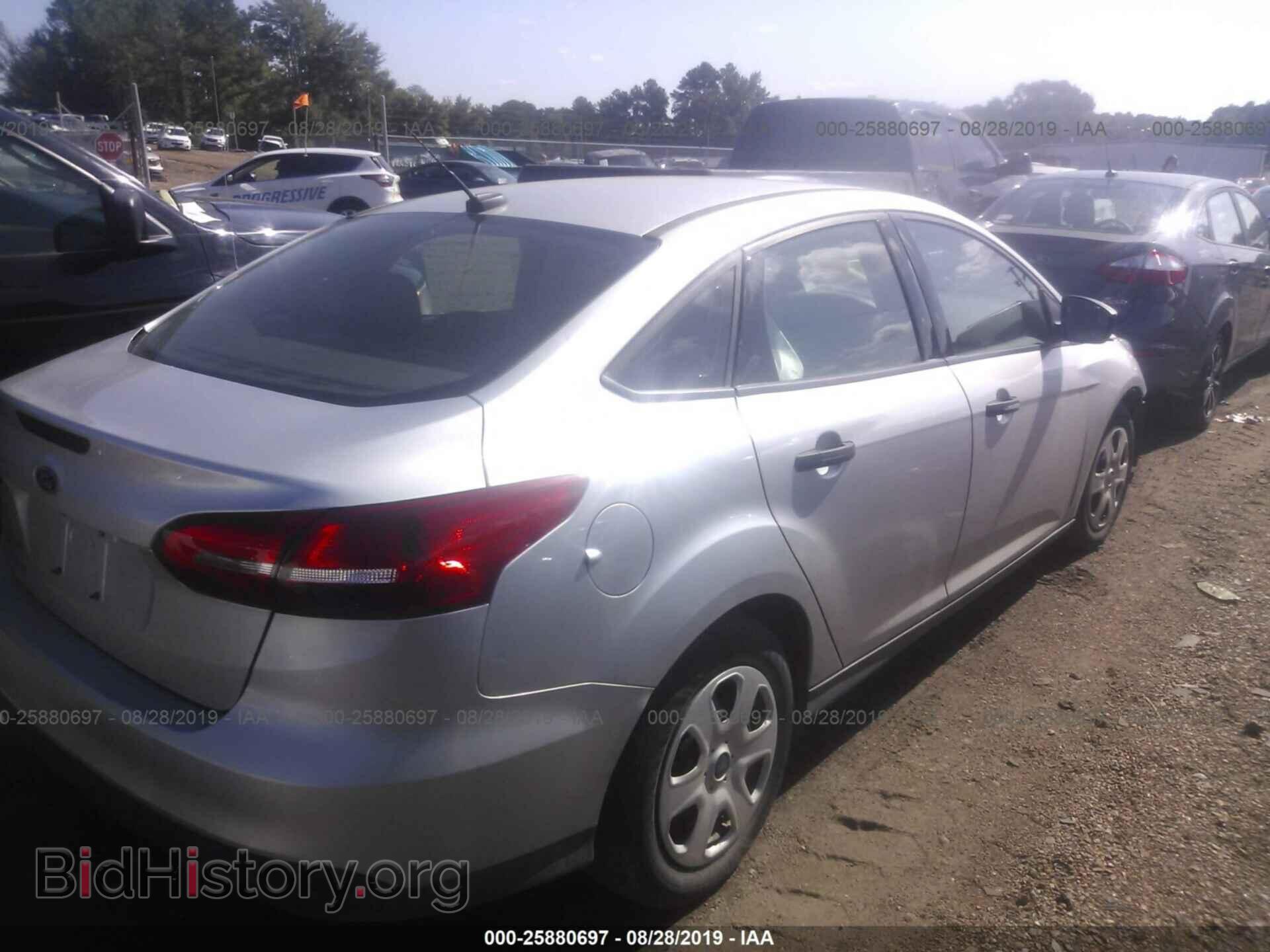 2018 FORD FOCUS - VIN: 1FADP3E20JL275088 - Фото 4