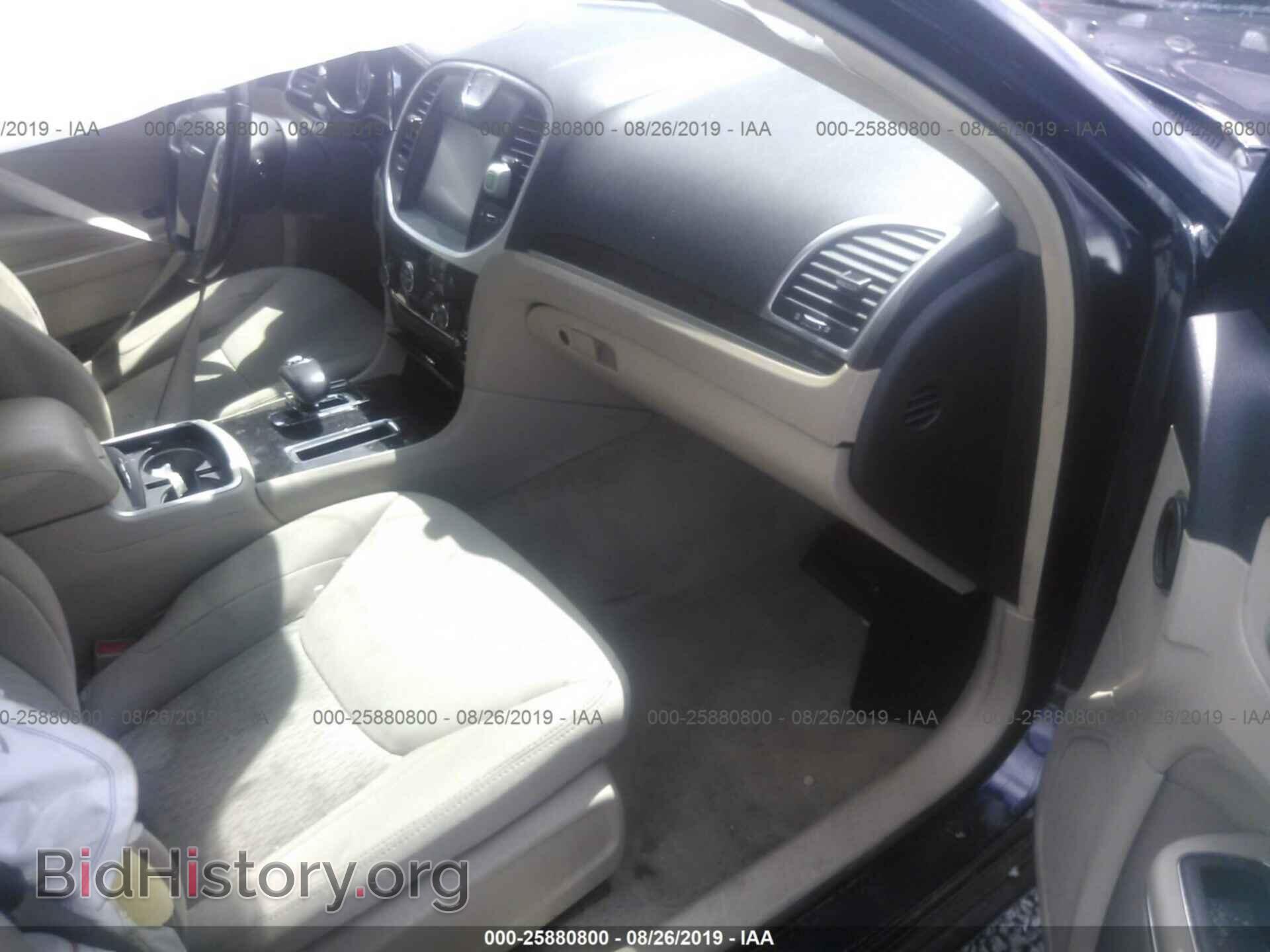 2012 CHRYSLER 300 - VIN: 2C3CCAAG9CH311632 - Photo 5