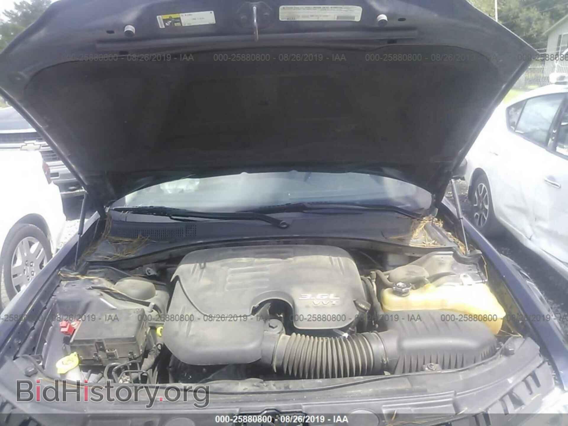 2012 CHRYSLER 300 - VIN: 2C3CCAAG9CH311632 - Photo 10