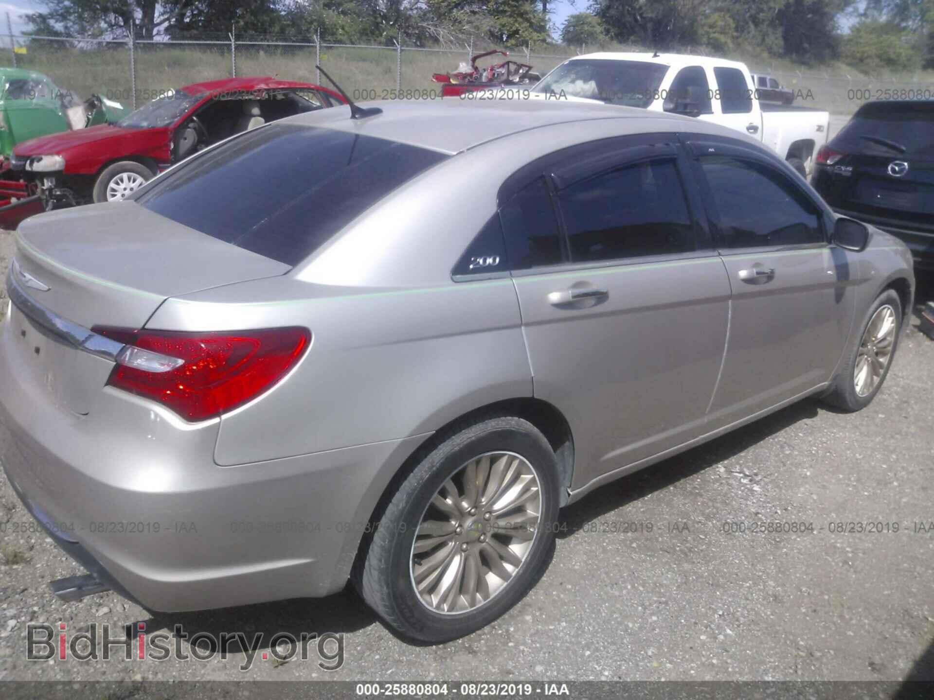2013 CHRYSLER 200 - VIN: 1C3CCBAB7DN671906 - Photo 4