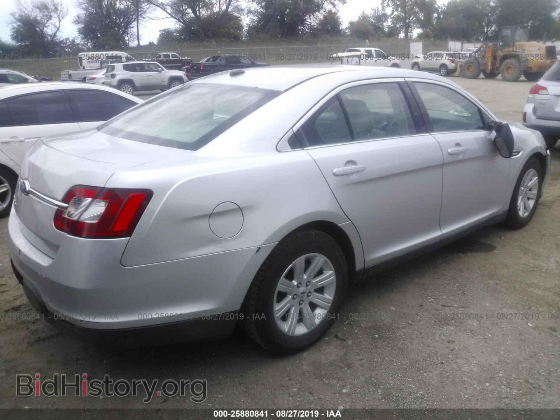 2011 FORD TAURUS - VIN: 1FAHP2DW1BG173325 - Фото 4