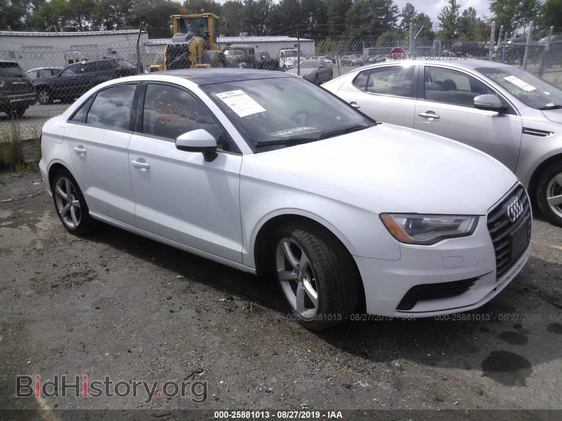 Фотография WAUBFGFF0F1026769 - AUDI A3 2015