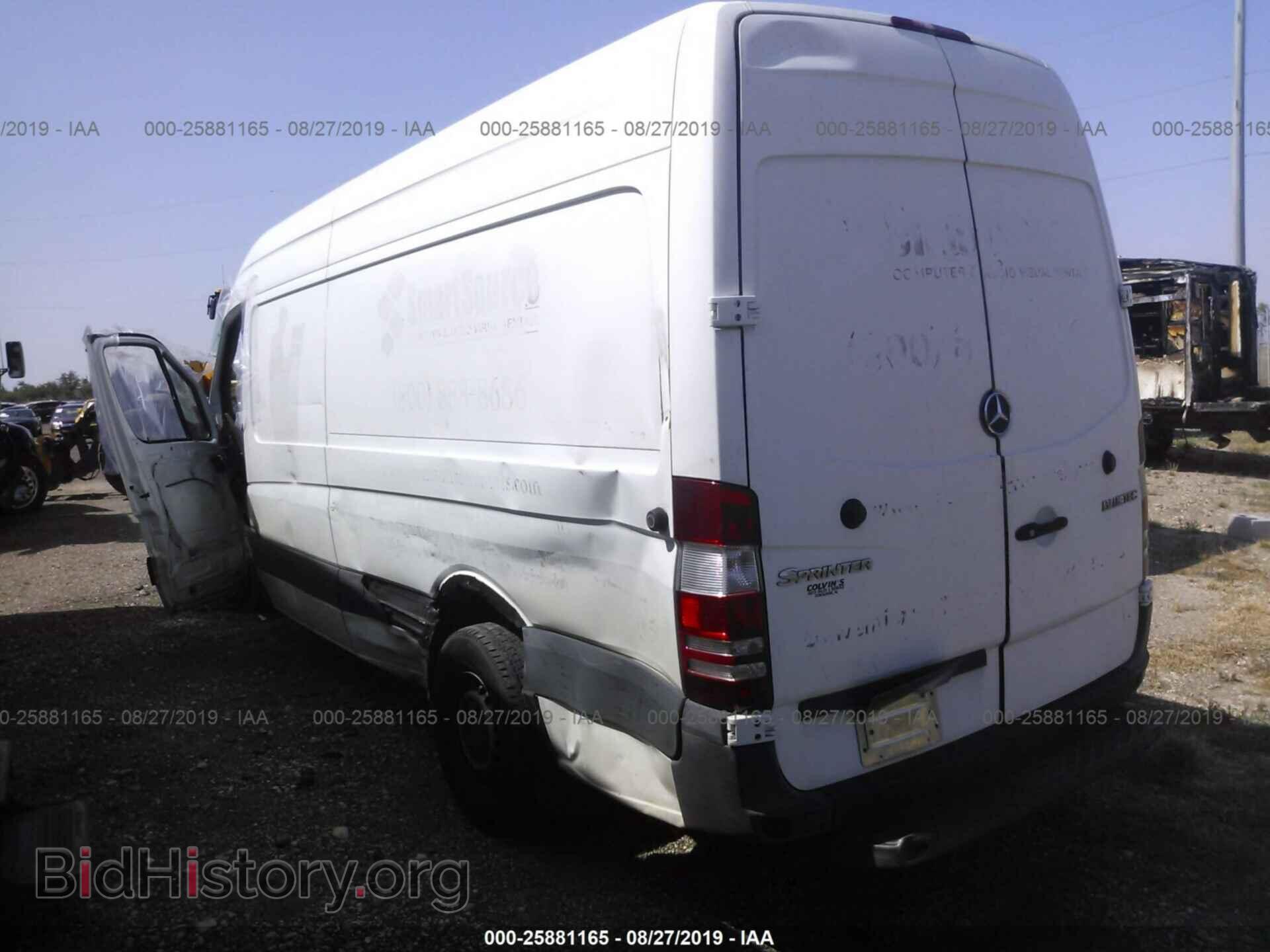 2011 MERCEDES-BENZ SPRINTER - VIN: WD3PE8CC2B5590660 - Фото 3