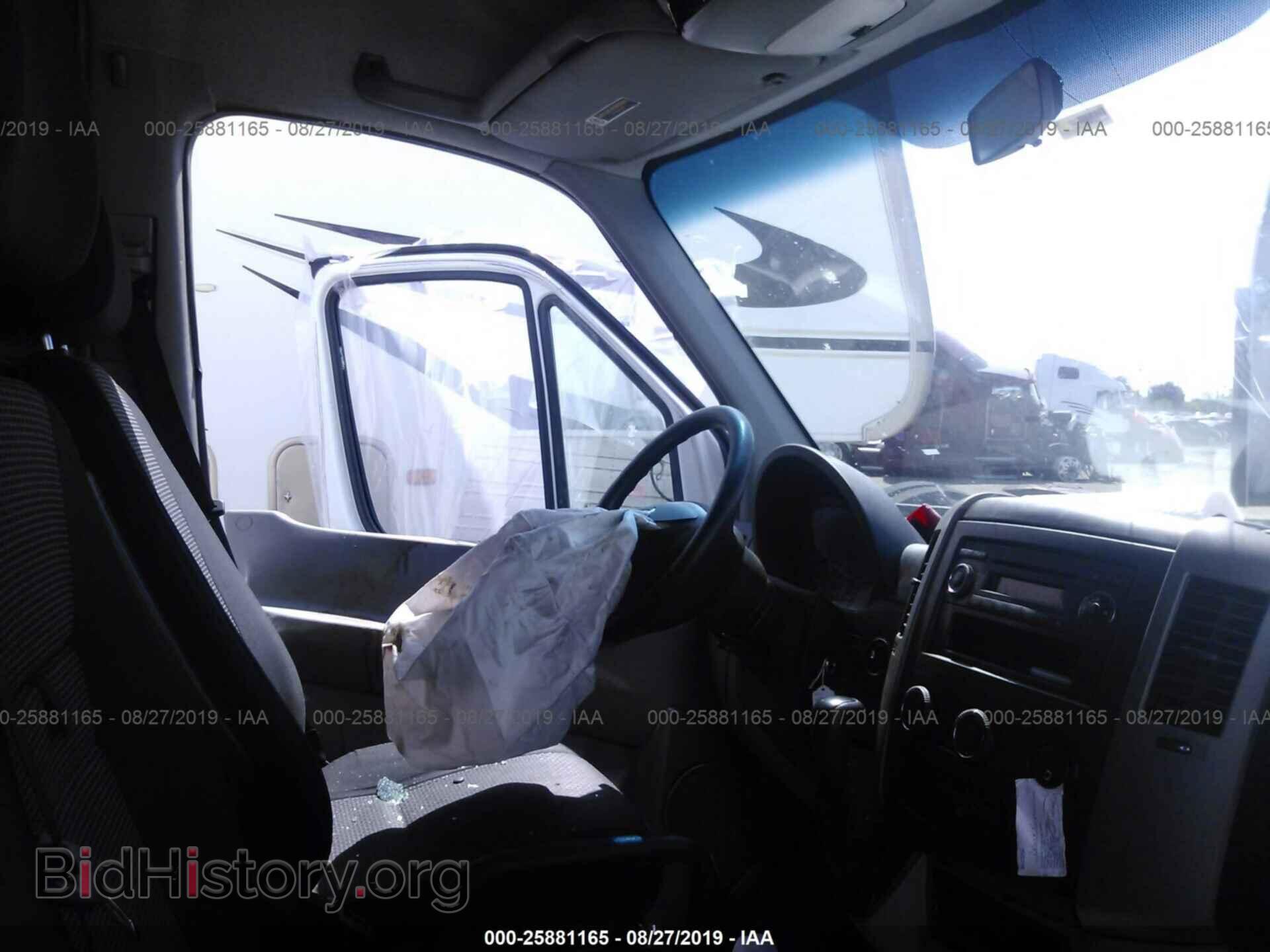 2011 MERCEDES-BENZ SPRINTER - VIN: WD3PE8CC2B5590660 - Фото 5