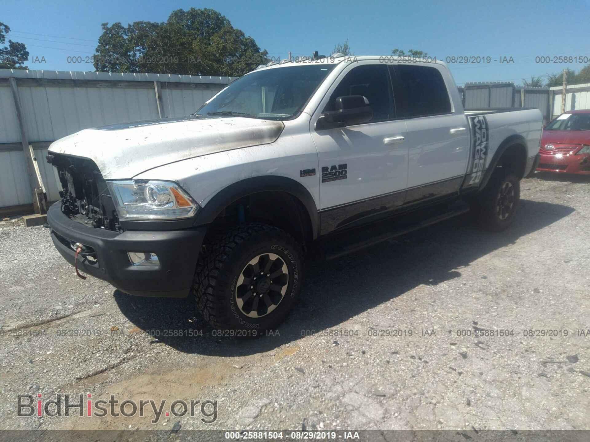 2018 RAM 2500 - VIN: 3C6TR5EJ2JG239815 - Фото 2