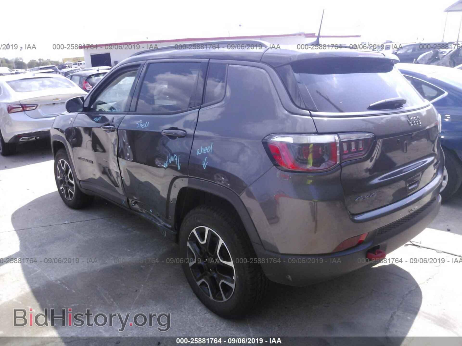 2019 JEEP COMPASS - VIN: 3C4NJDDB3KT800058 - Фото 3