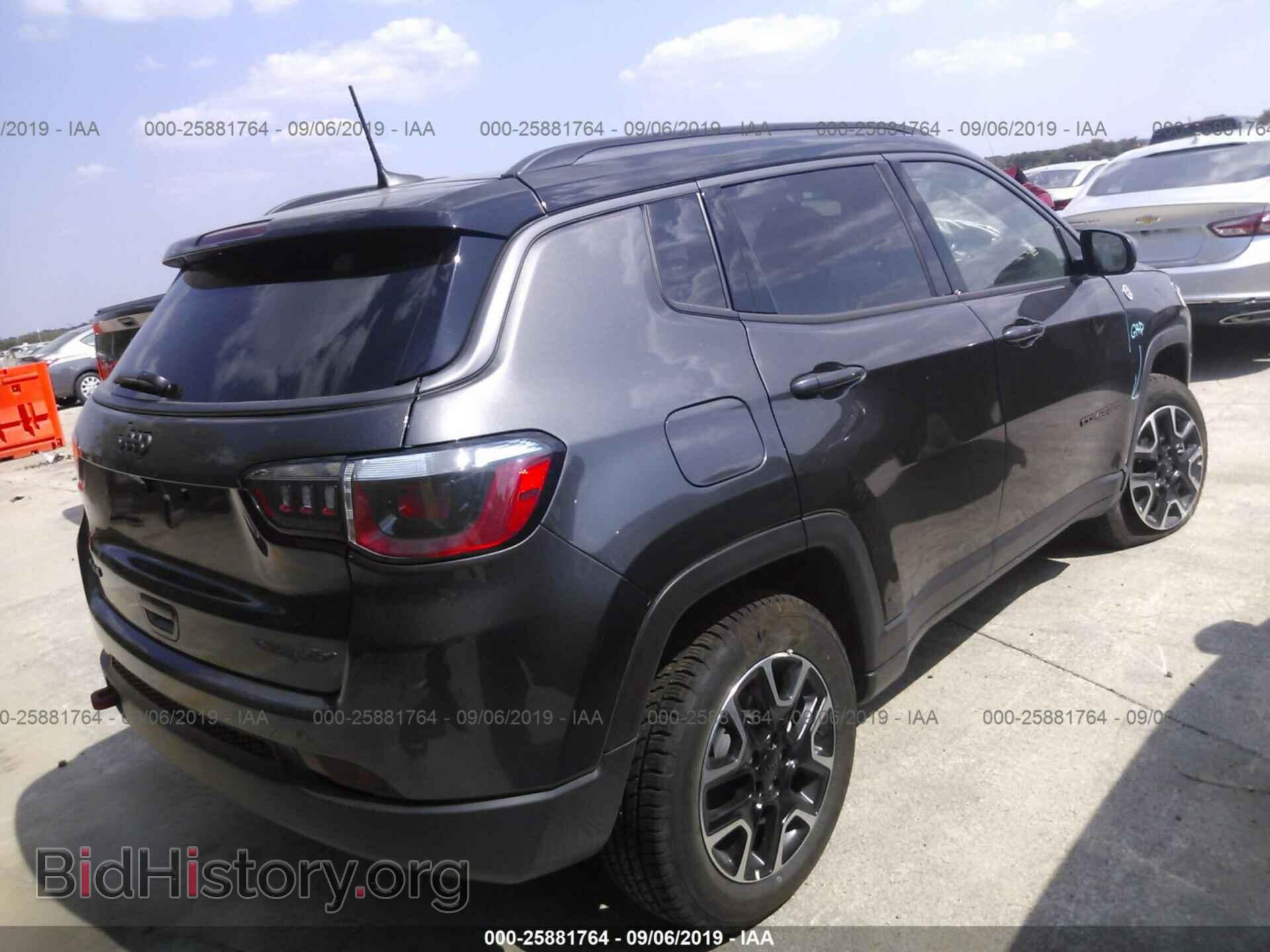 2019 JEEP COMPASS - VIN: 3C4NJDDB3KT800058 - Фото 4