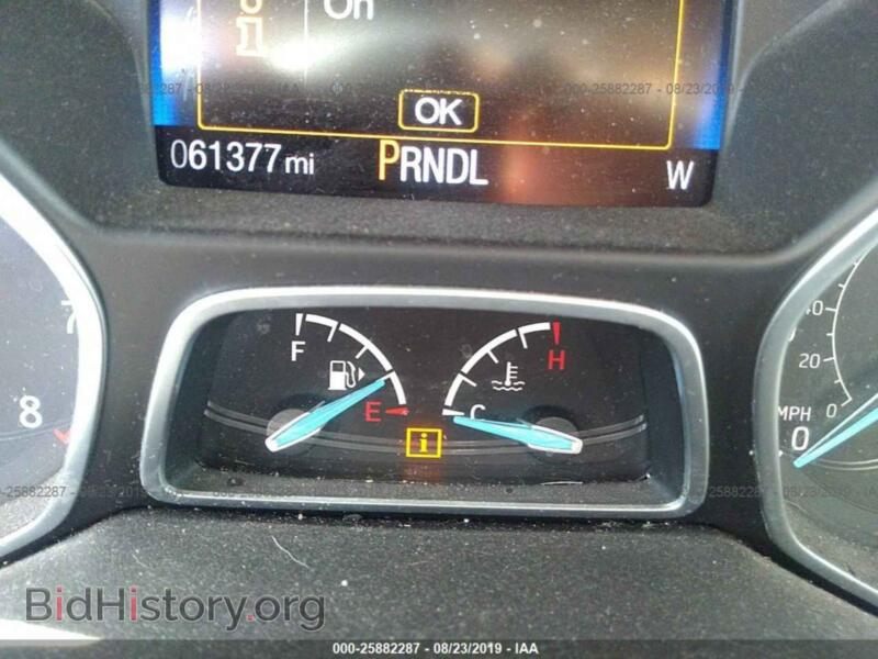 2016 Ford FOCUS (VIN 1FADP3F22GL280655) — photo 7 of 10