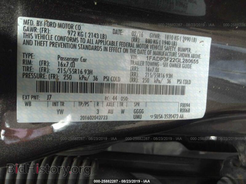 2016 Ford FOCUS (VIN 1FADP3F22GL280655) — photo 9 of 10