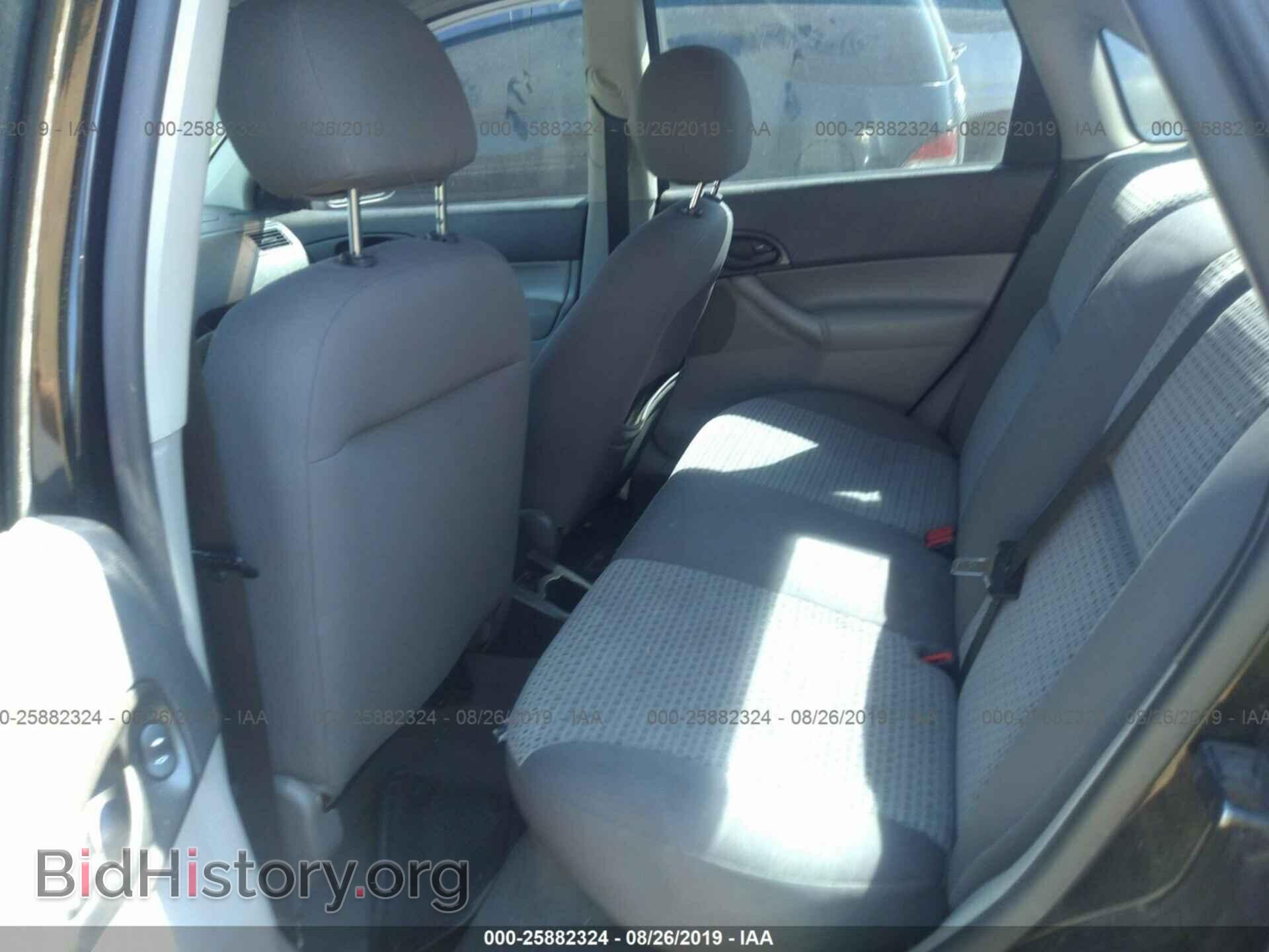 2006 FORD FOCUS - VIN: 1FAFP34N86W123750 - Фото 8