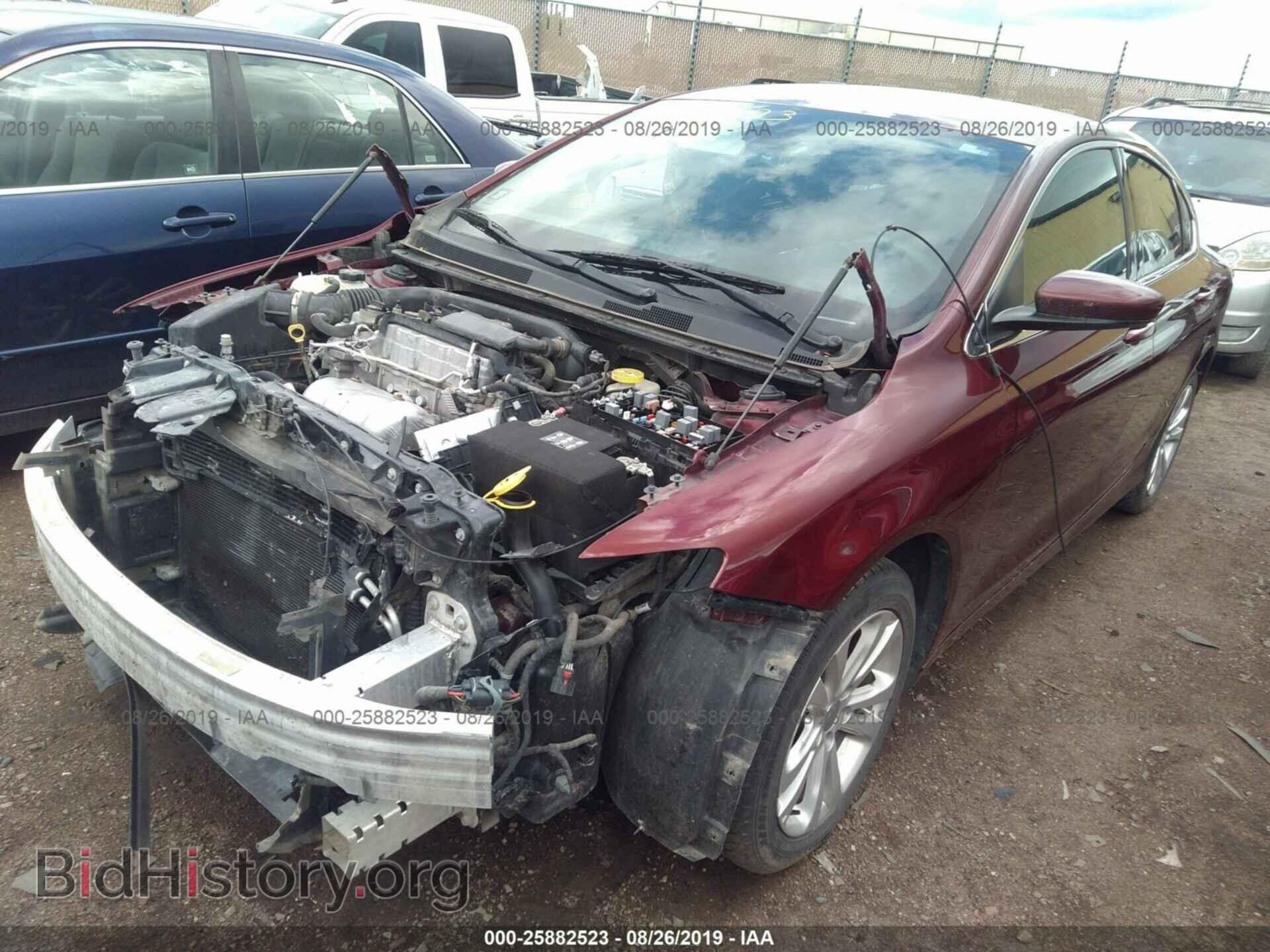 2015 CHRYSLER 200 - VIN: 1C3CCCAB3FN577045 - Photo 2
