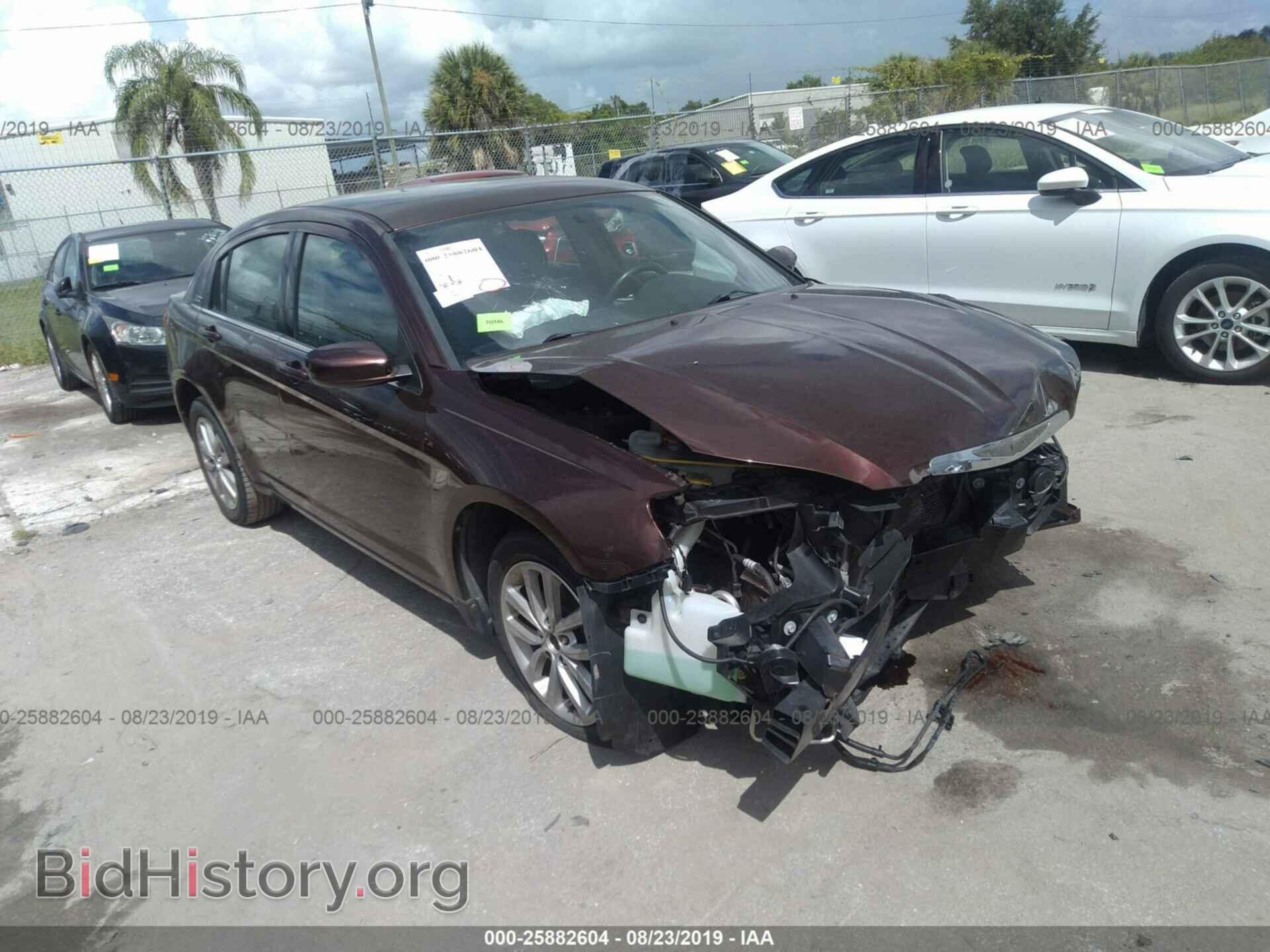 Photo 1C3CCBBBXDN672952 - CHRYSLER 200 2013