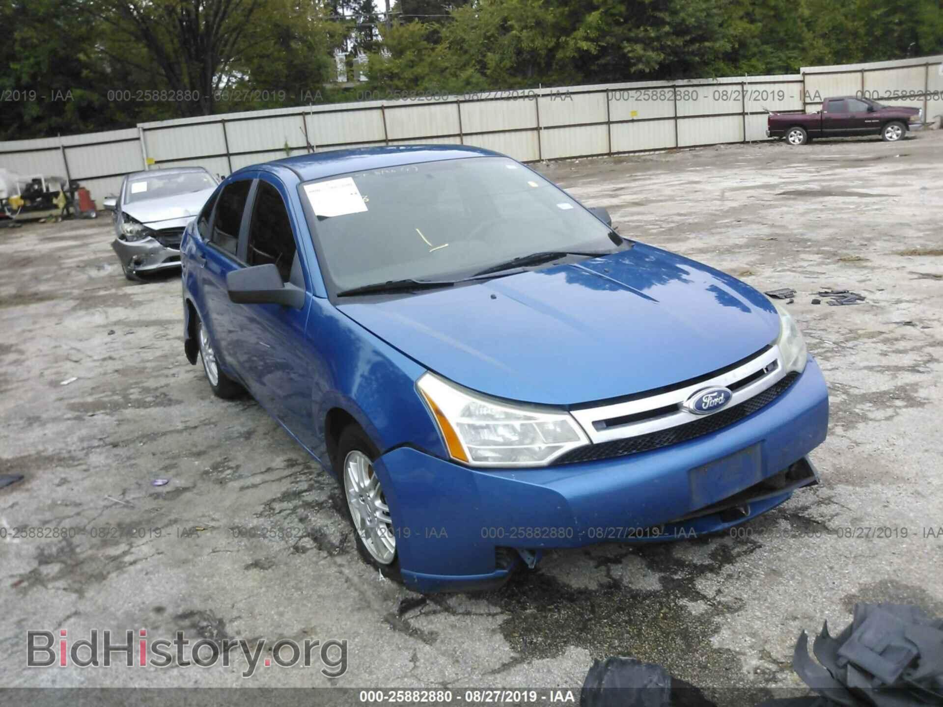 Photo 1FAHP3FN8BW179087 - FORD FOCUS 2011