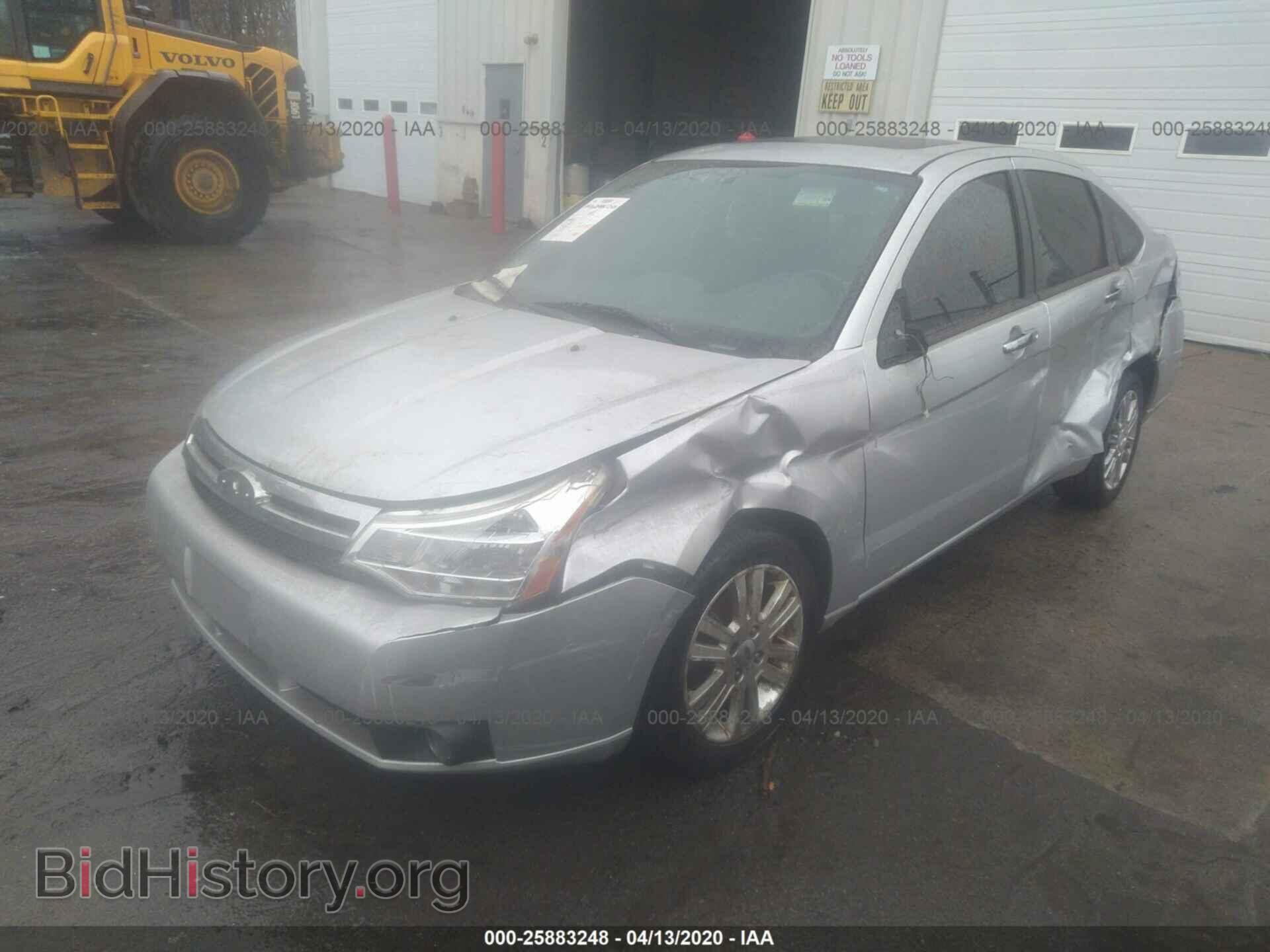 2010 Ford Focus - VIN: 1FAHP3HN1AW134360 - Фото 2