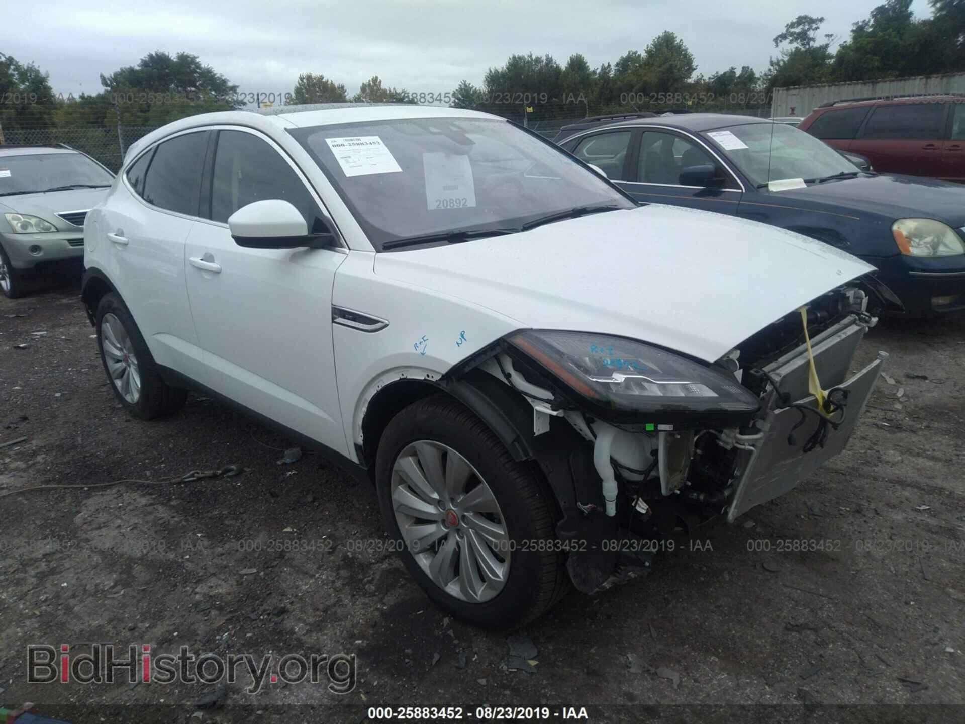 Фотография SADFP2FX2J1Z24851 - JAGUAR E-PACE 2018