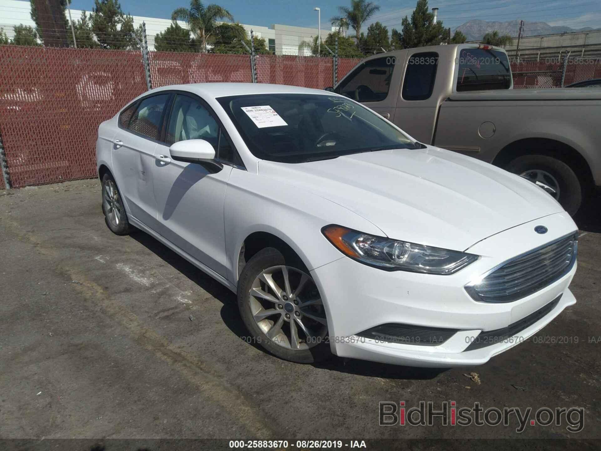 Photo 3FA6P0H75HR252853 - FORD FUSION 2017