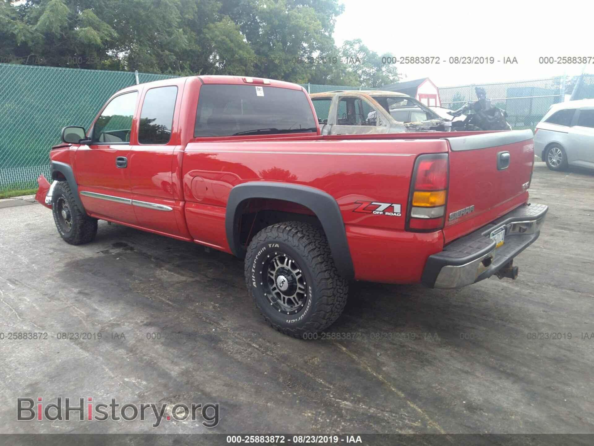 2004 GMC NEW SIERRA - VIN: 2GTEK19T641202029 - Фото 3