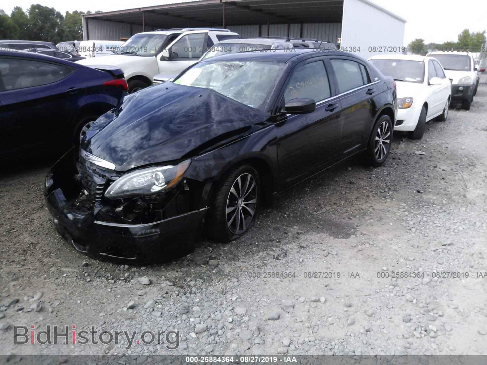 2012 CHRYSLER 200 - VIN: 1C3CCBHG3CN173685 - Фото 2