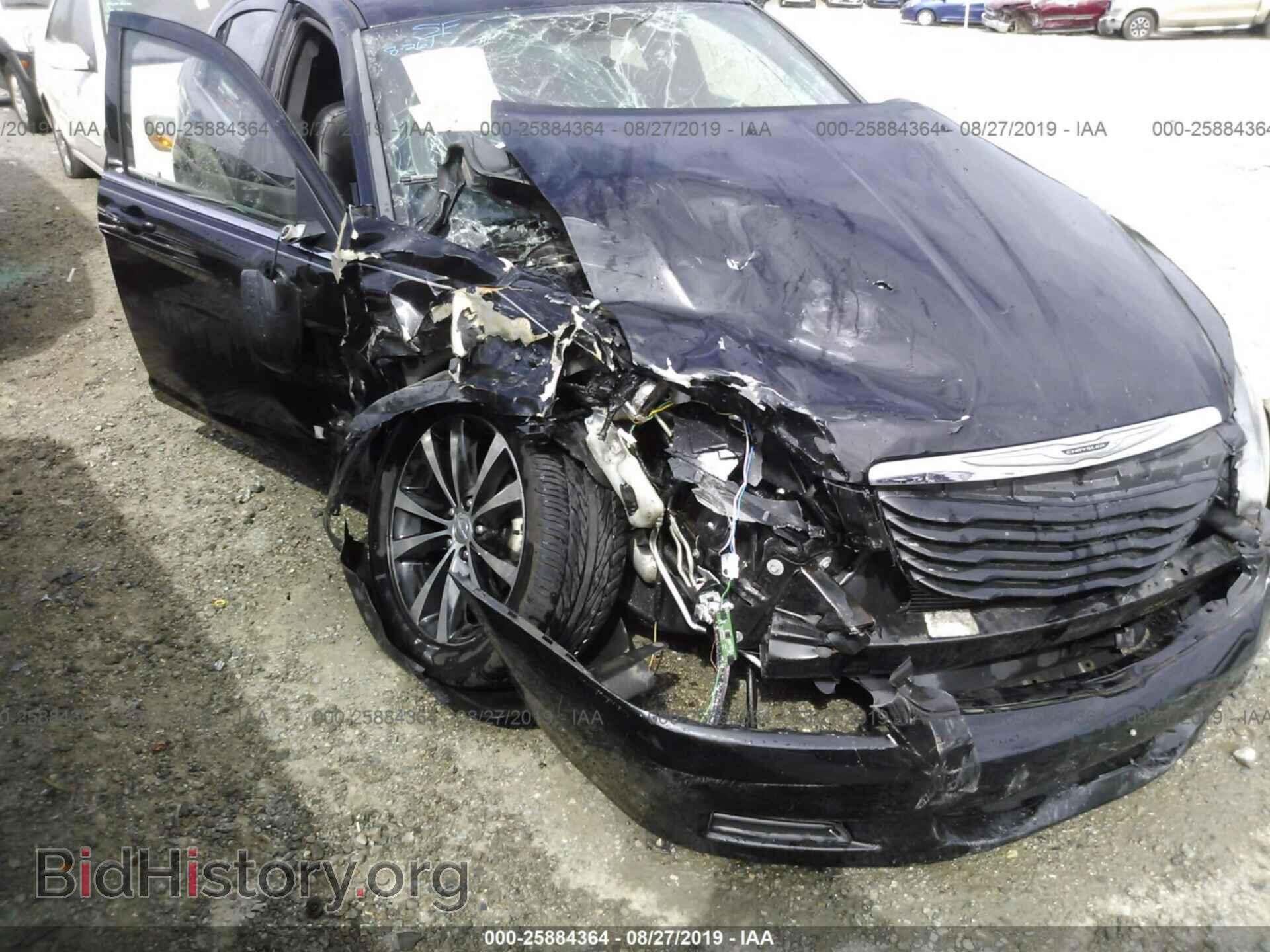 2012 CHRYSLER 200 - VIN: 1C3CCBHG3CN173685 - Фото 6