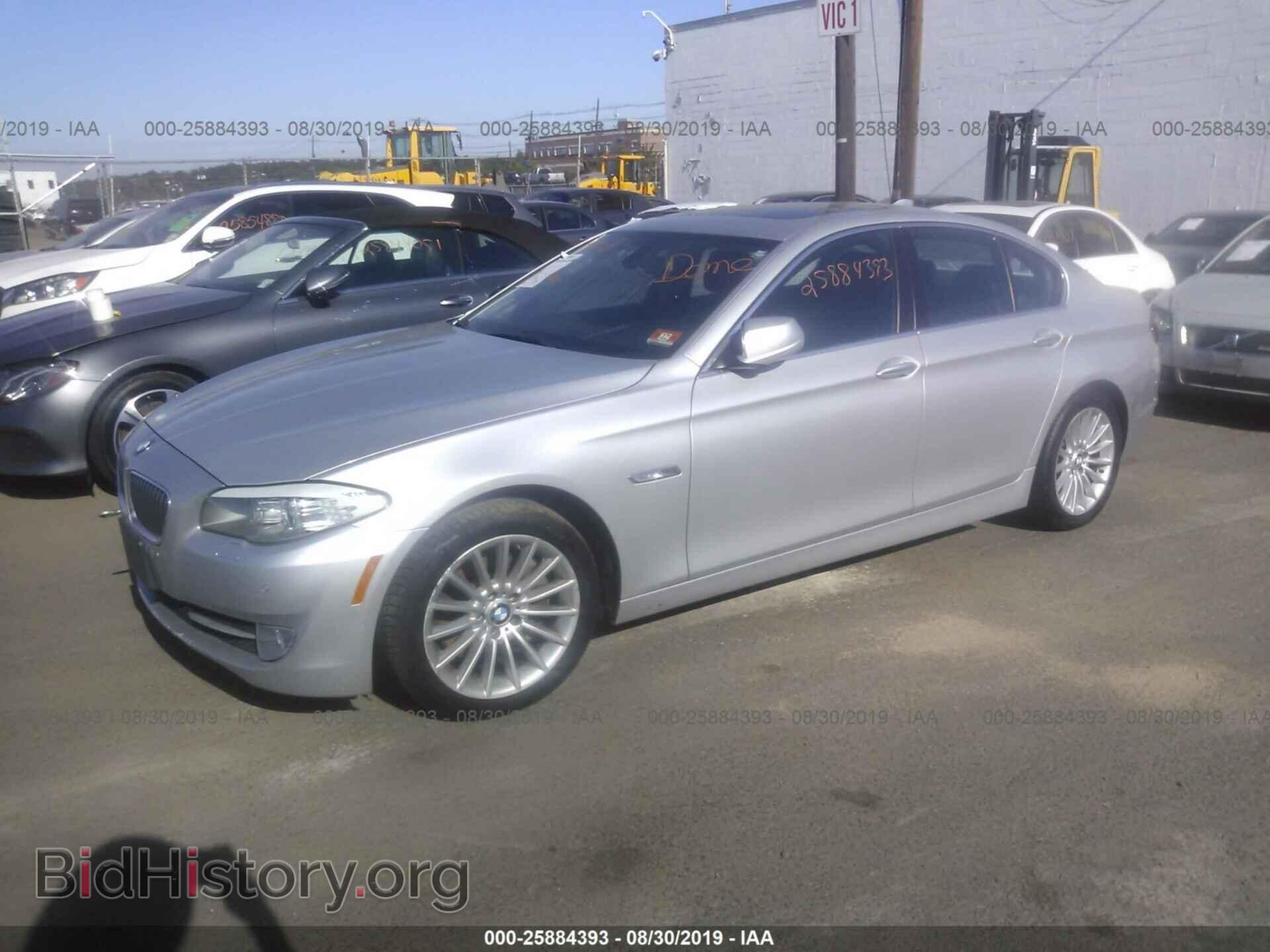 2011 BMW 535 - VIN: WBAFU7C52BDU55049 - Фото 2