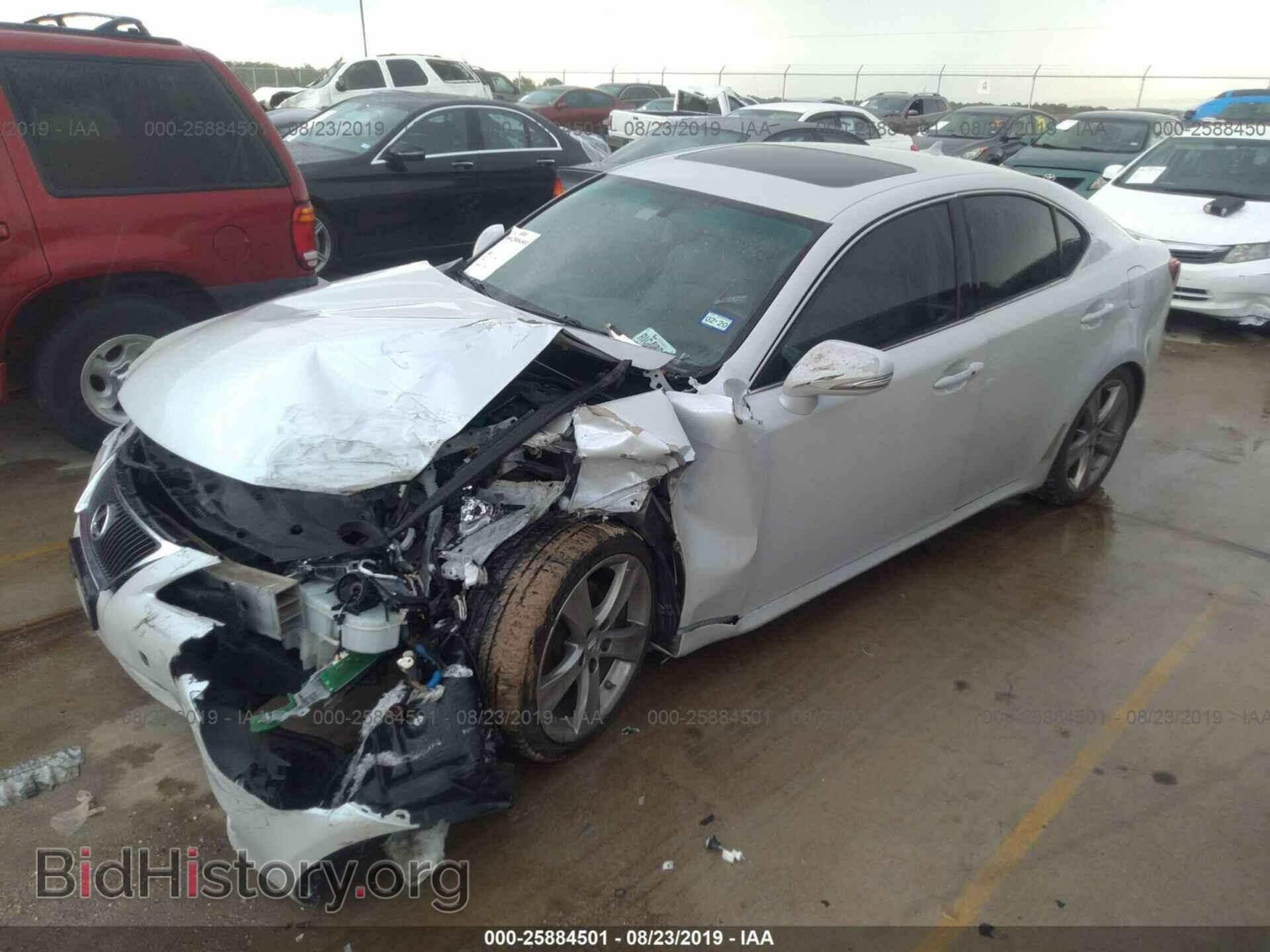 2011 LEXUS IS - VIN: JTHBF5C24B5146228 - Фото 2