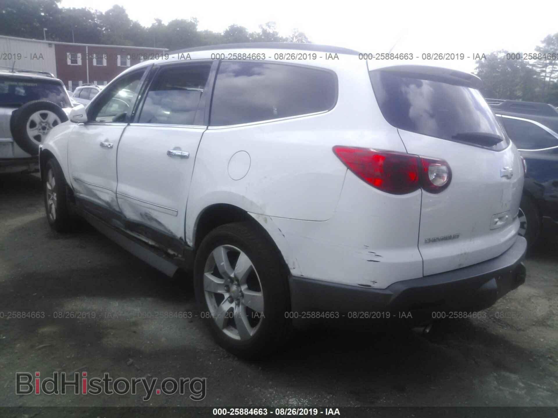 2009 CHEVROLET TRAVERSE - VIN: 1GNEV33D29S107146 - Фото 3