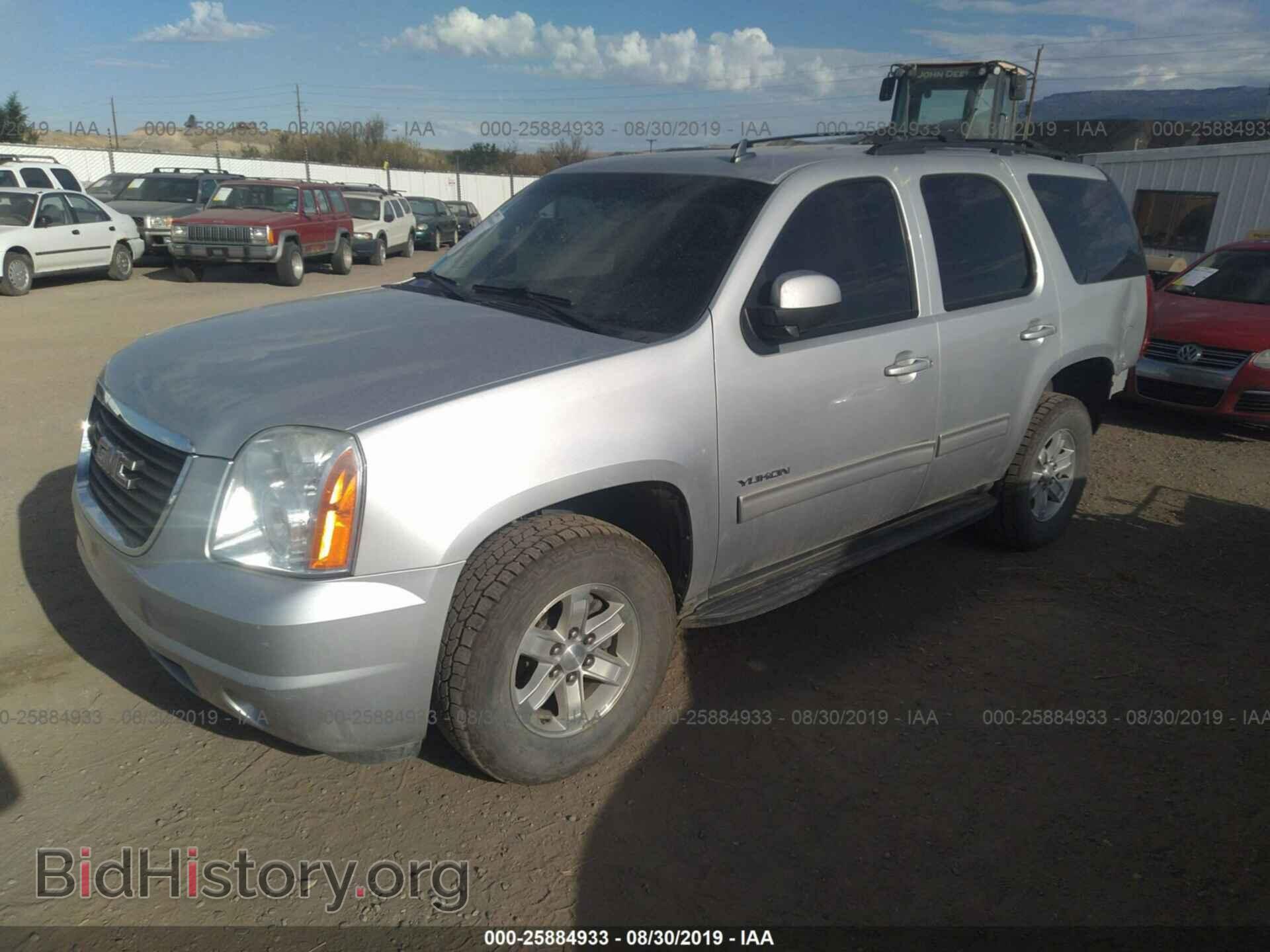2011 GMC YUKON - VIN: 1GKS2AE07BR350102 - Фото 2