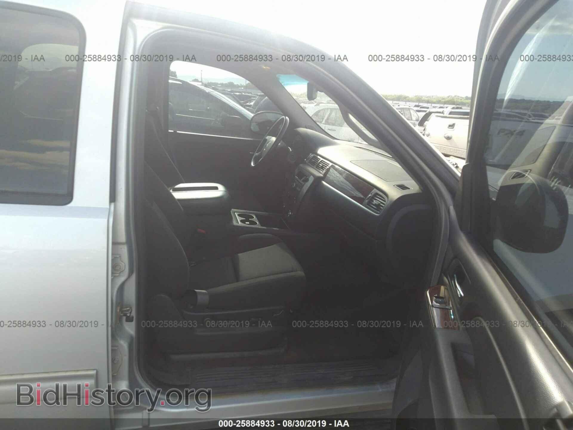2011 GMC YUKON - VIN: 1GKS2AE07BR350102 - Фото 5