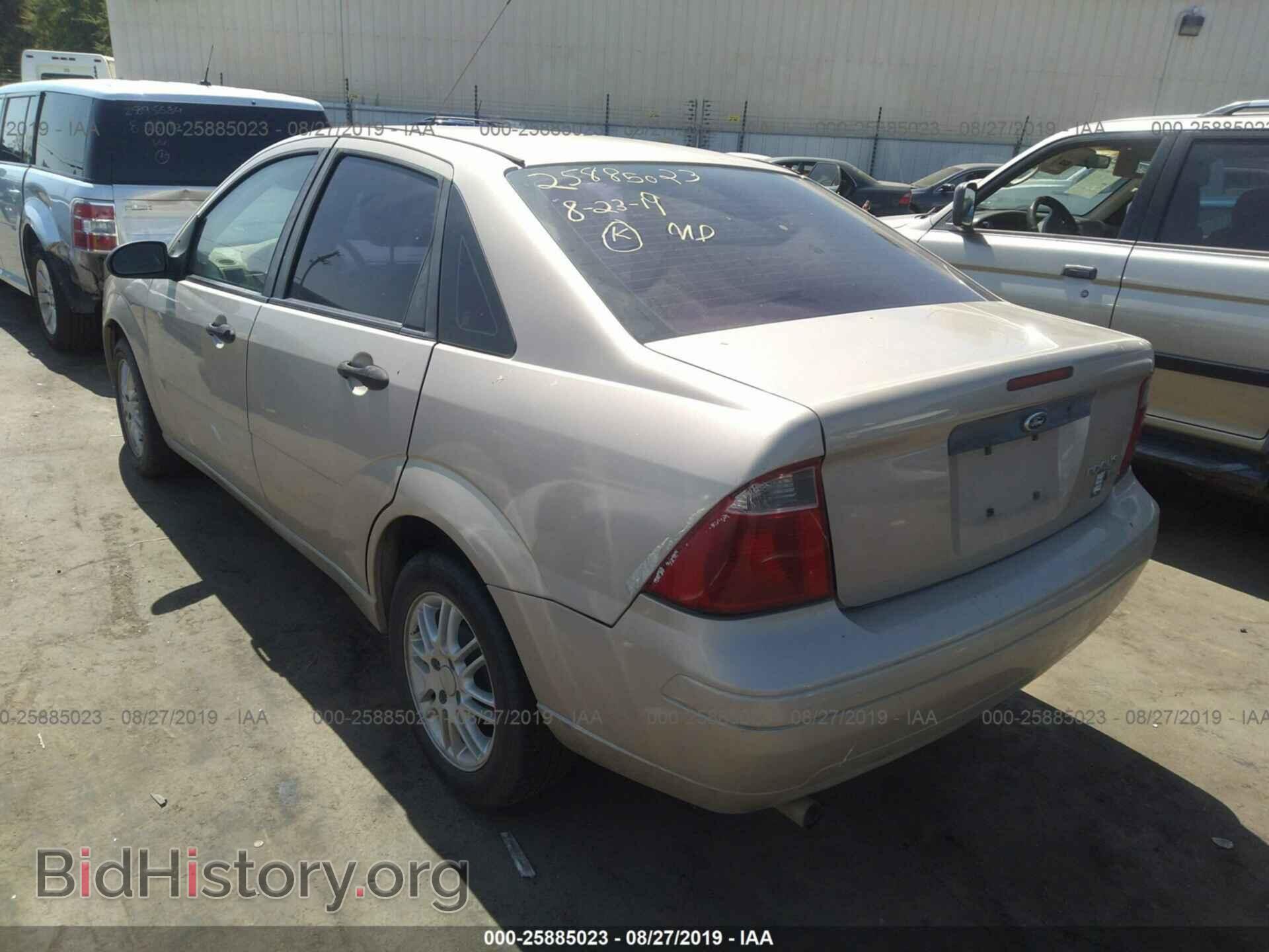 2007 FORD FOCUS - VIN: 1FAHP34N27W190824 - Photo 3