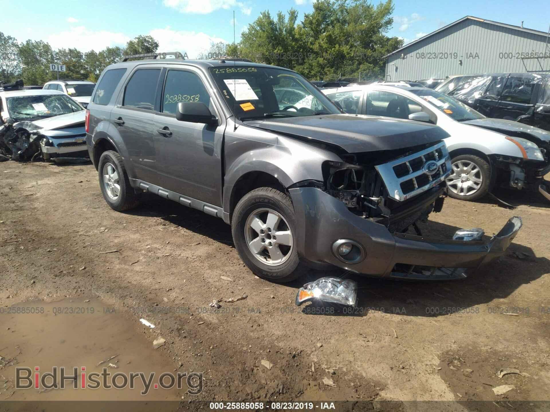 Фотография 1FMCU93G99KA49869 - FORD ESCAPE 2009