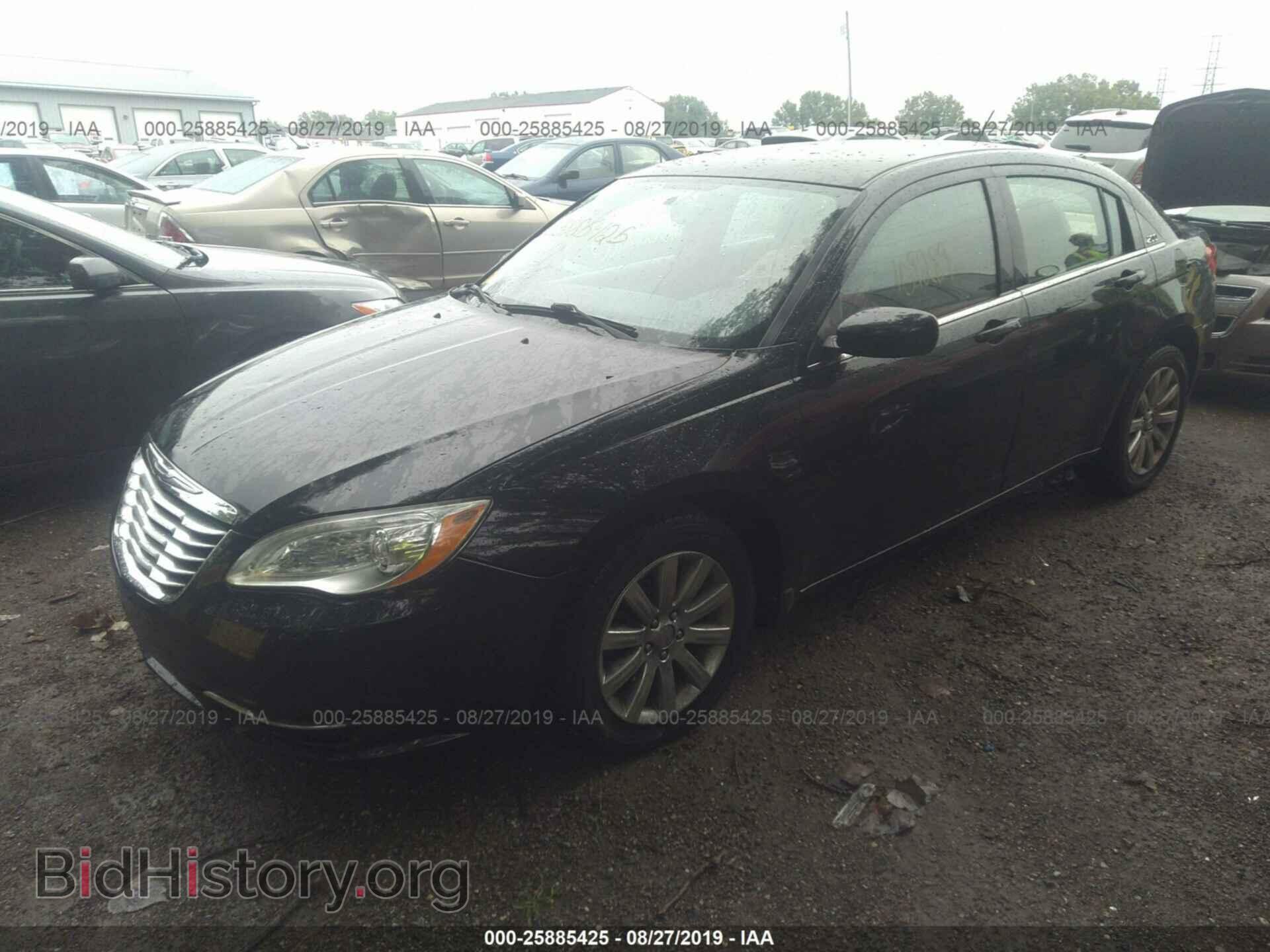 2012 CHRYSLER 200 - VIN: 1C3CCBBB6CN184189 - Фото 2