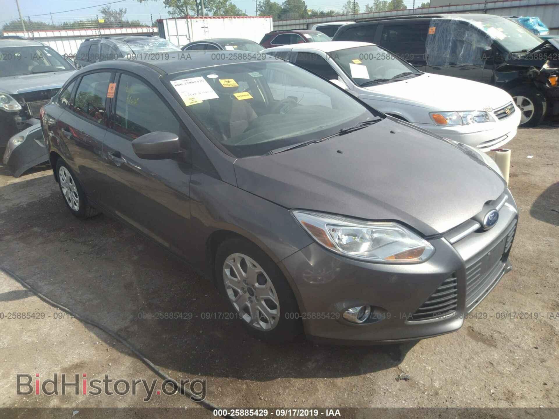 Photo 1FAHP3F23CL246400 - FORD FOCUS 2012