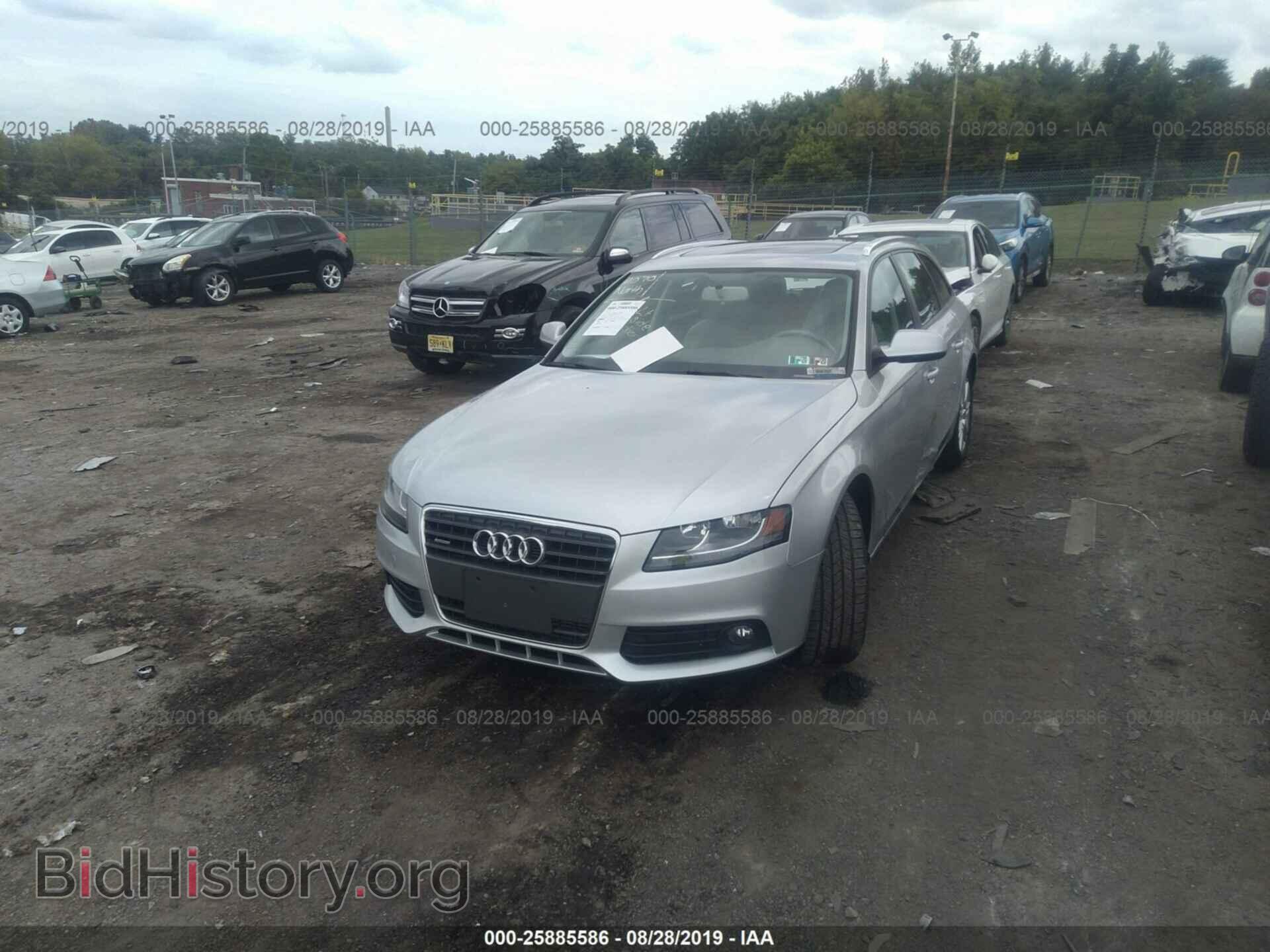 2011 AUDI A4 - VIN: WAUSFAFL2BA156873 - Фото 2