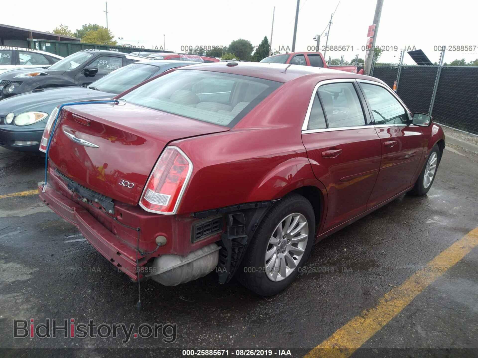 2012 CHRYSLER 300 - VIN: 2C3CCAAG2CH217298 - Photo 4