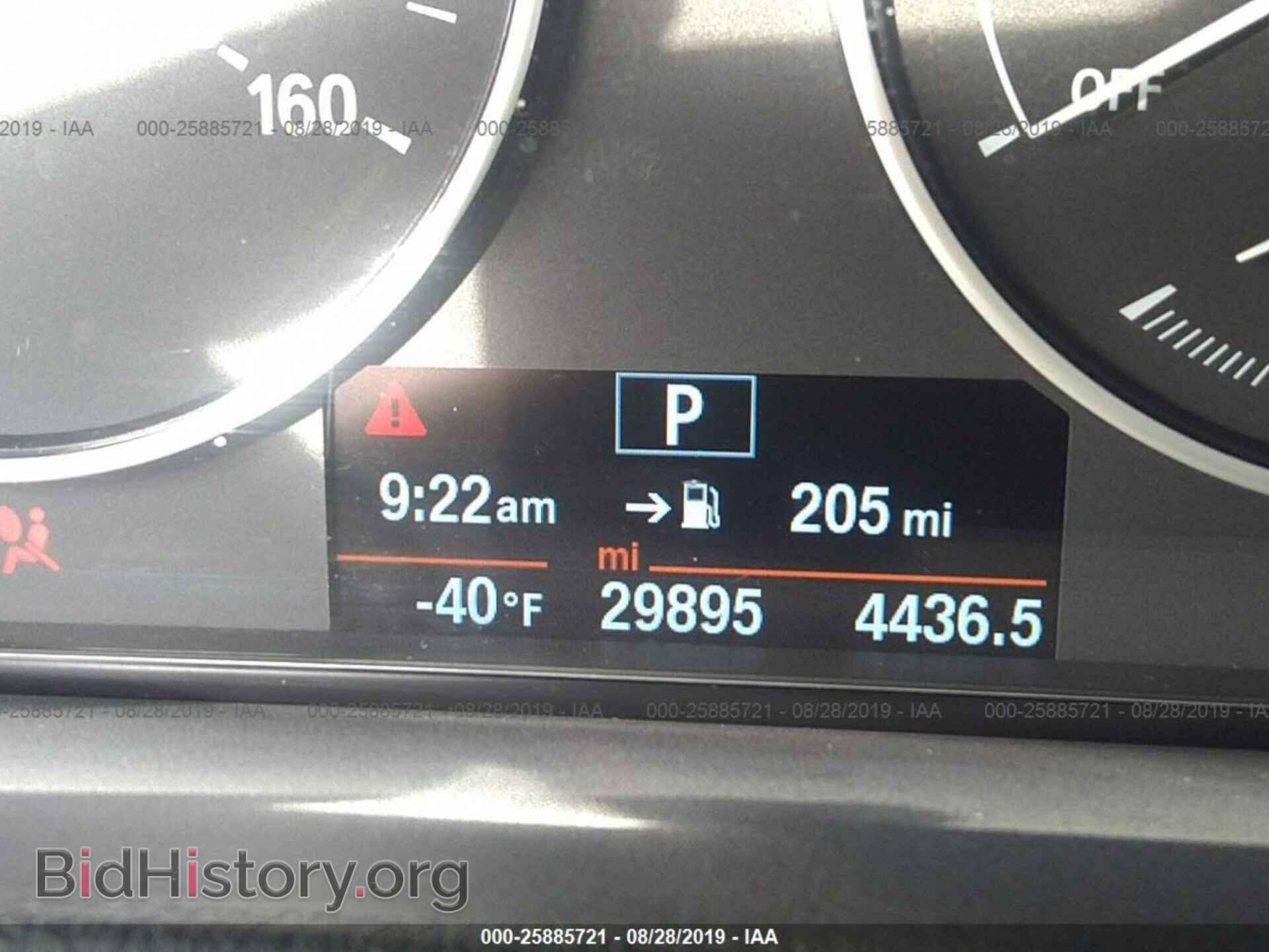 2016 BMW 320 - VIN: WBA8E5G55GNT94706 - Фото 7