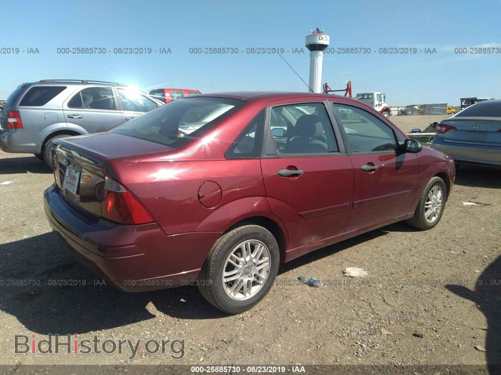 2007 FORD FOCUS - VIN: 1FAFP34N97W123791 - Photo 4