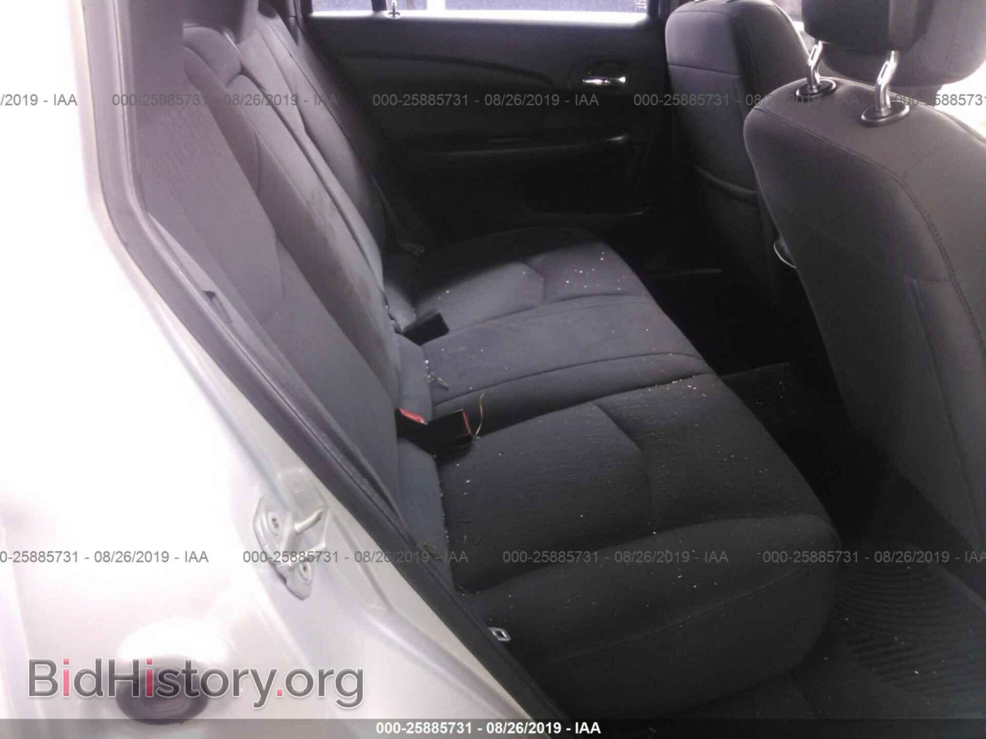 2011 CHRYSLER 200 - VIN: 1C3BC1FBXBN591124 - Photo 8