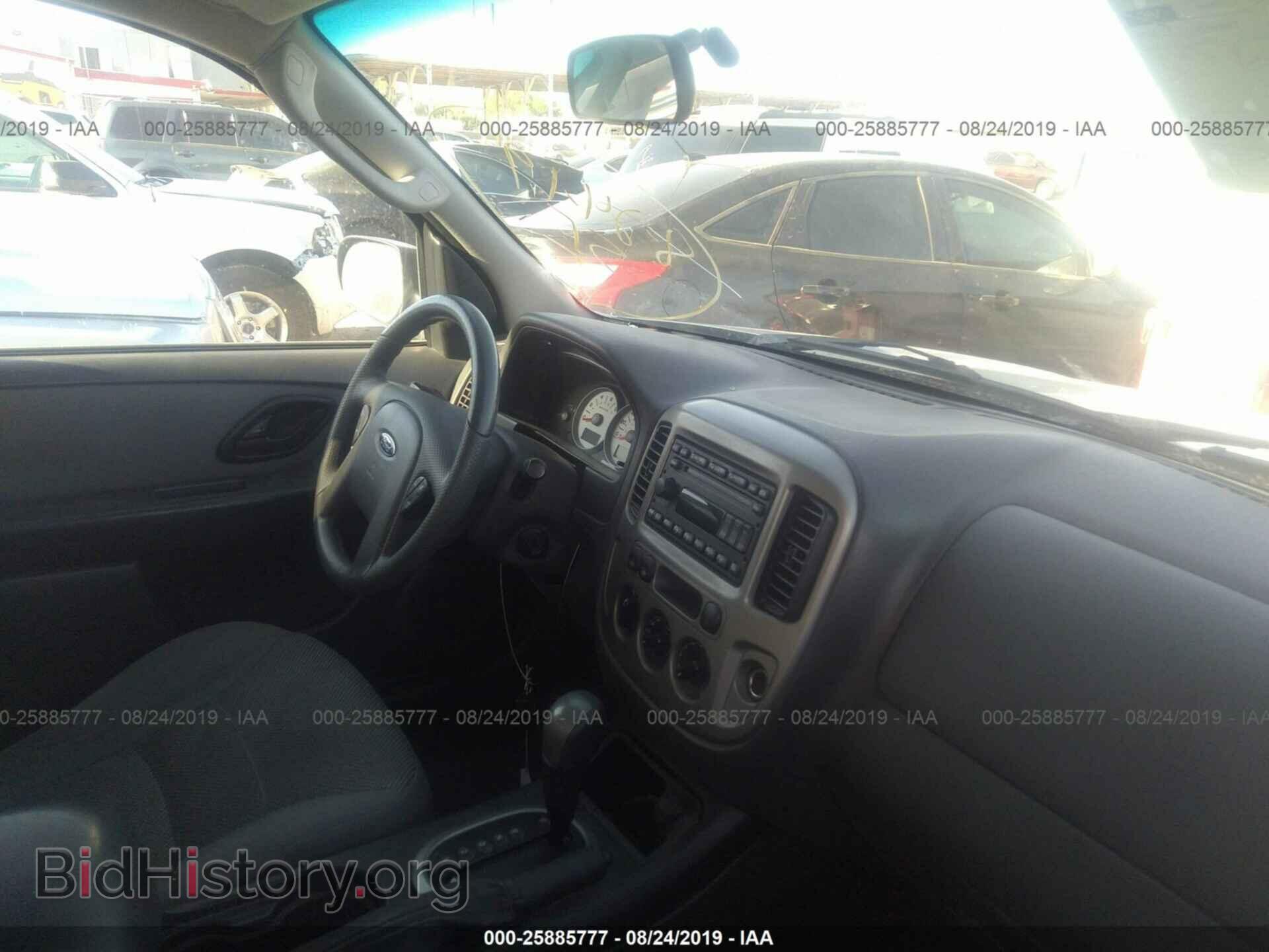 2005 FORD ESCAPE - VIN: 1FMYU03175KA45696 - Фото 5