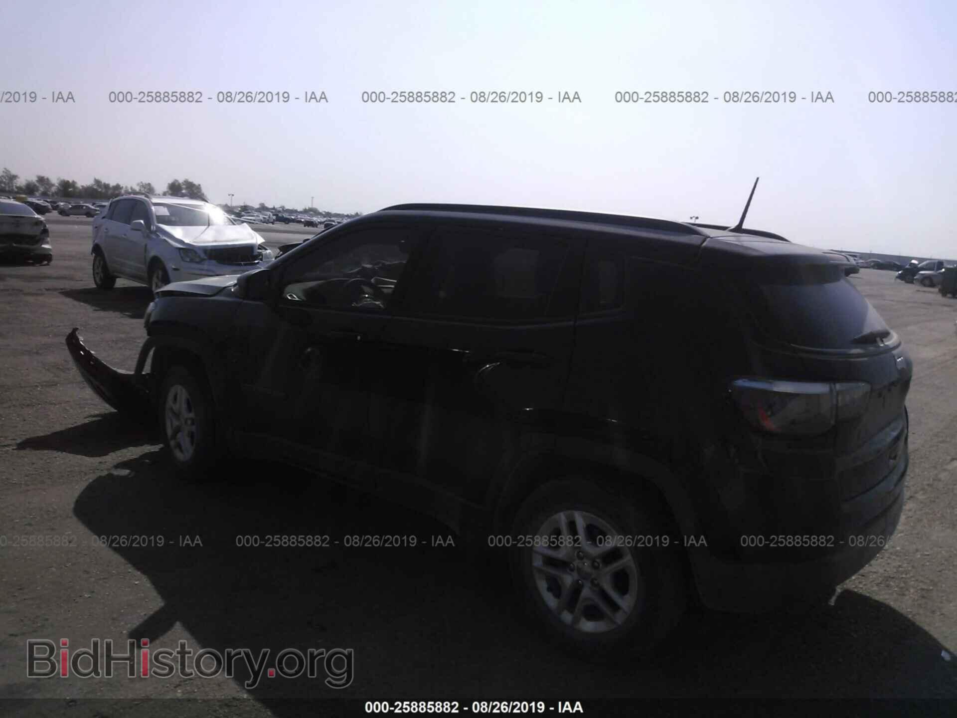 2018 JEEP COMPASS - VIN: 3C4NJCAB8JT165125 - Фото 3