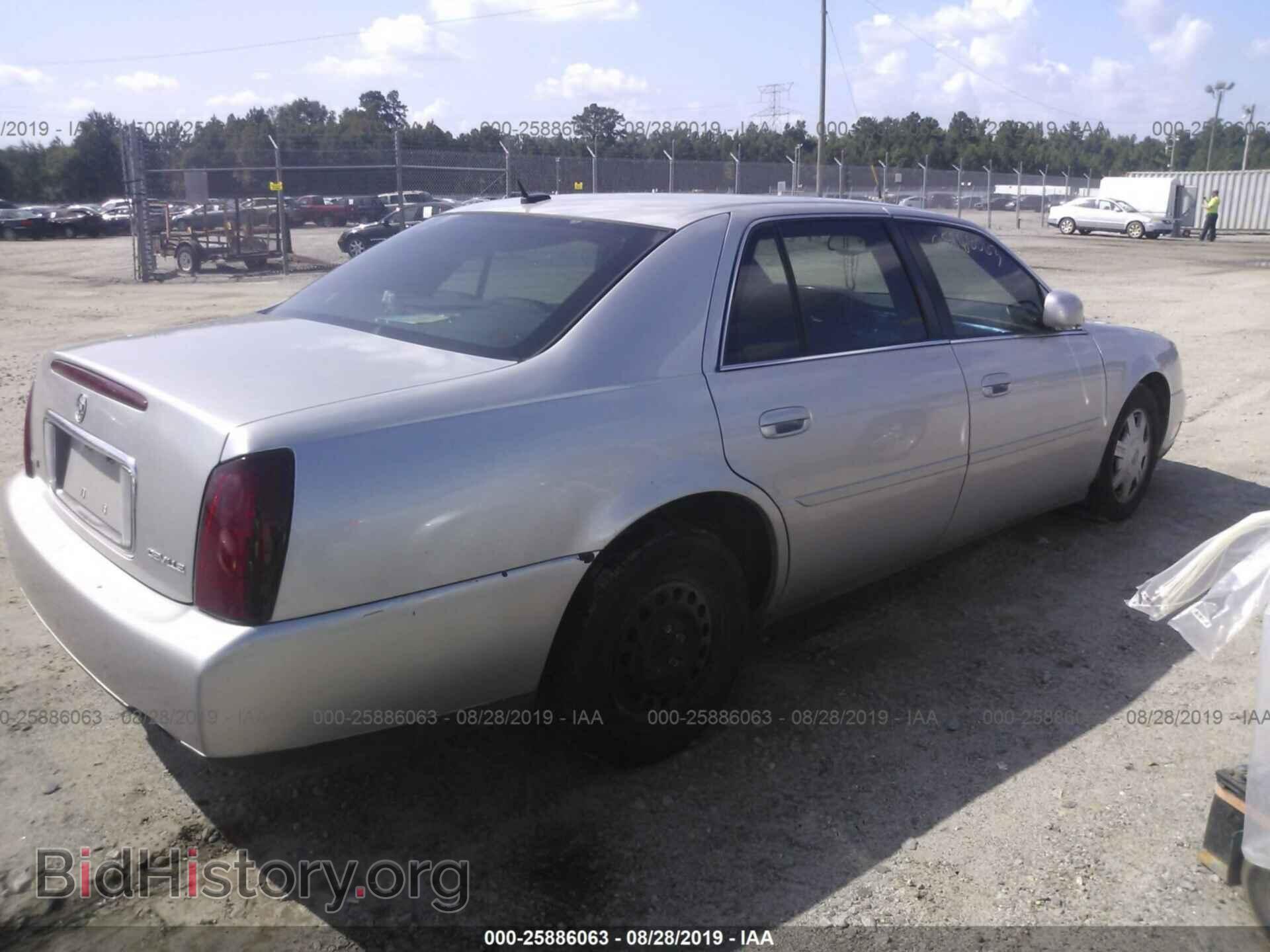 2005 CADILLAC DEVILLE - VIN: 1G6KD54Y25U266424 - Photo 4