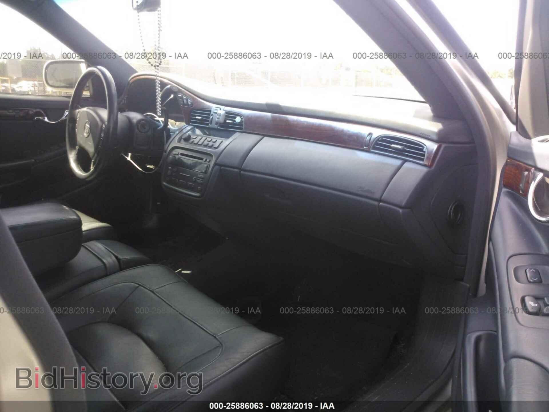 2005 CADILLAC DEVILLE - VIN: 1G6KD54Y25U266424 - Photo 5