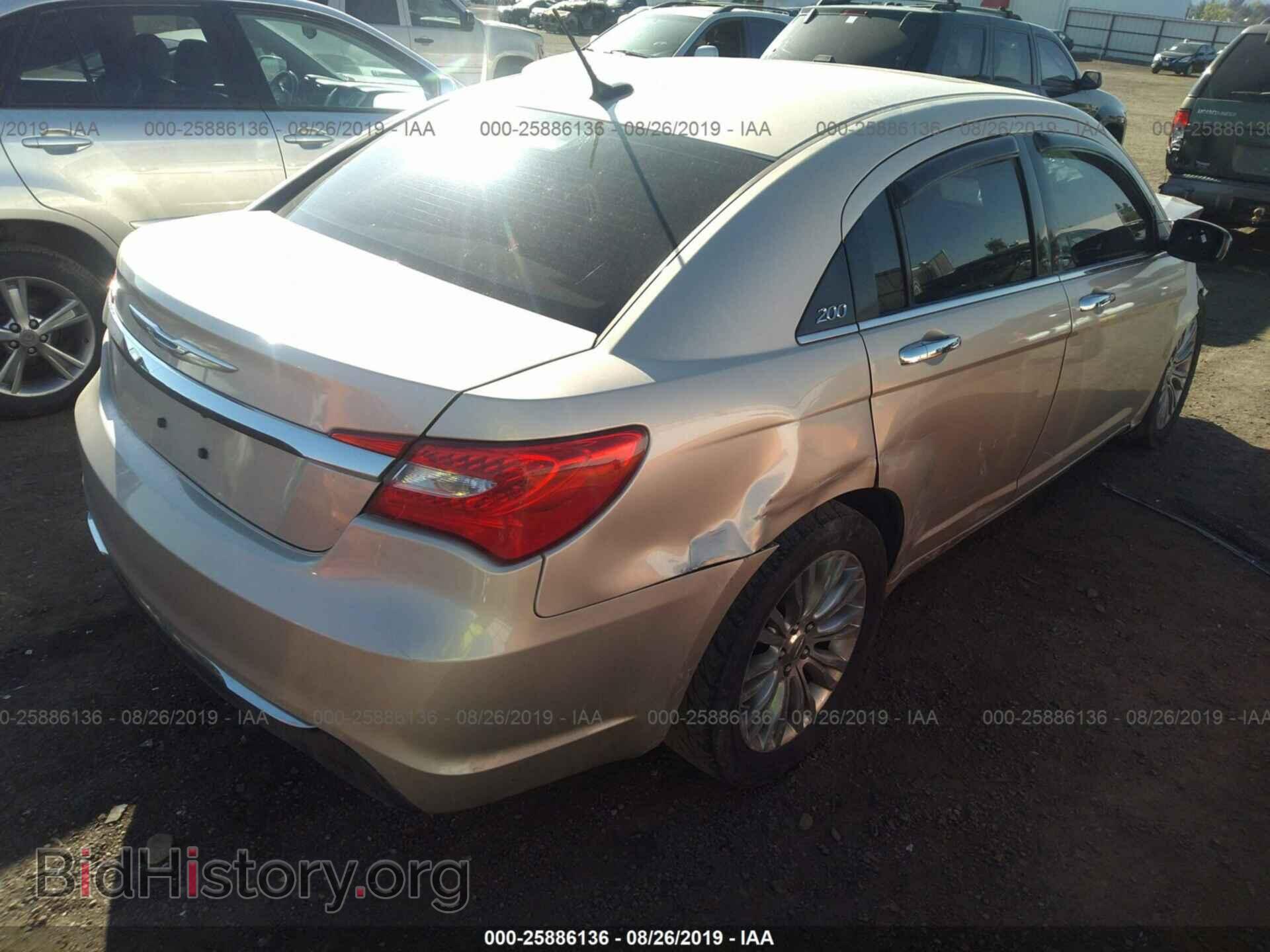 2013 CHRYSLER 200 - VIN: 1C3CCBCG7DN574987 - Photo 4