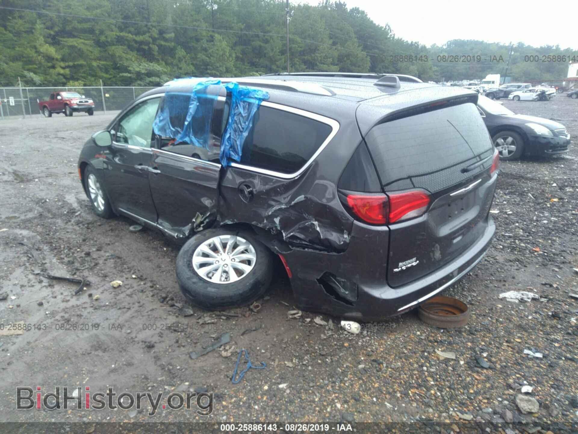 2019 CHRYSLER PACIFICA - VIN: 2C4RC1BG9KR581568 - Фото 3