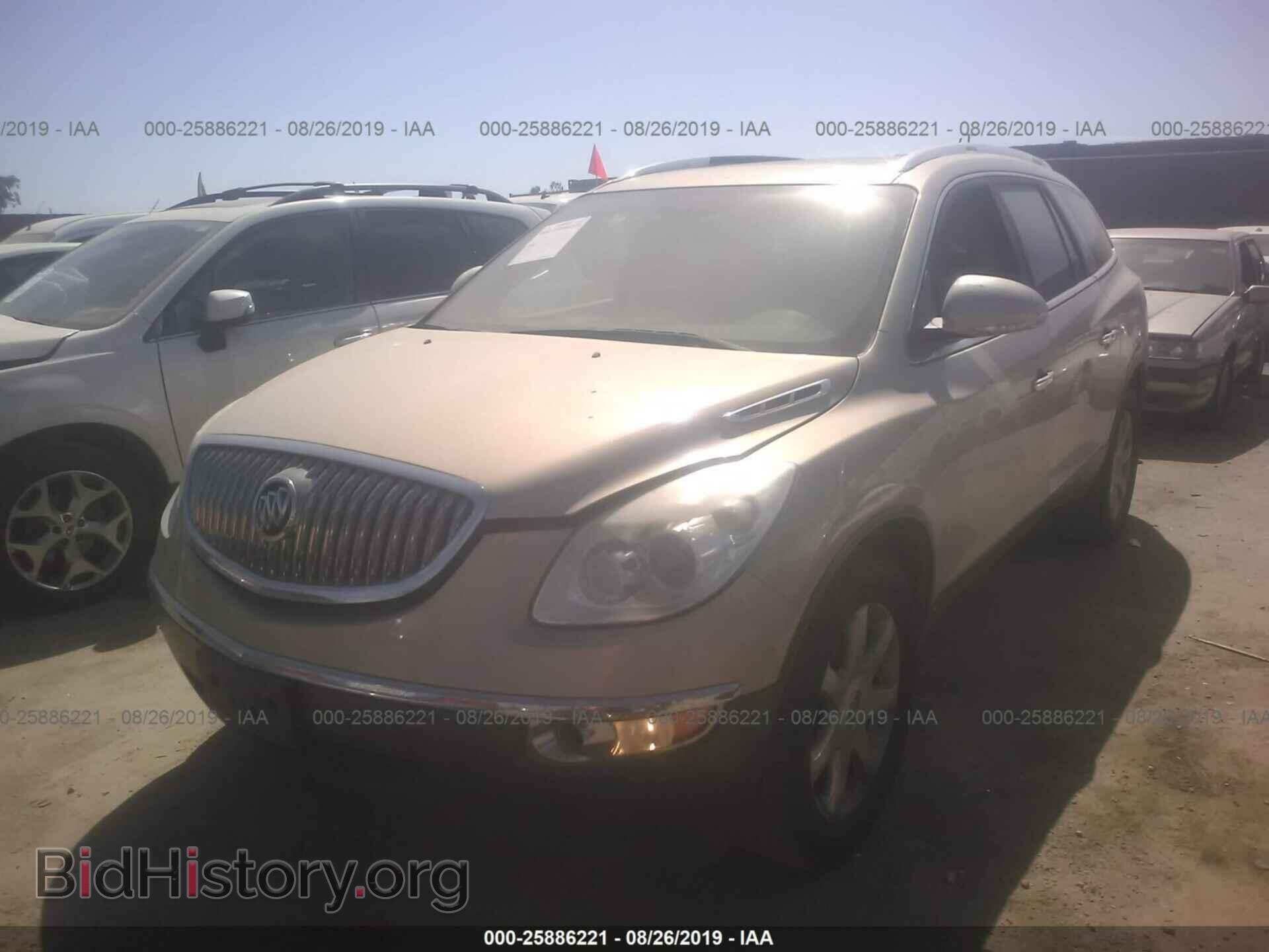 2008 BUICK ENCLAVE - VIN: 5GAER23748J295093 - Фото 2