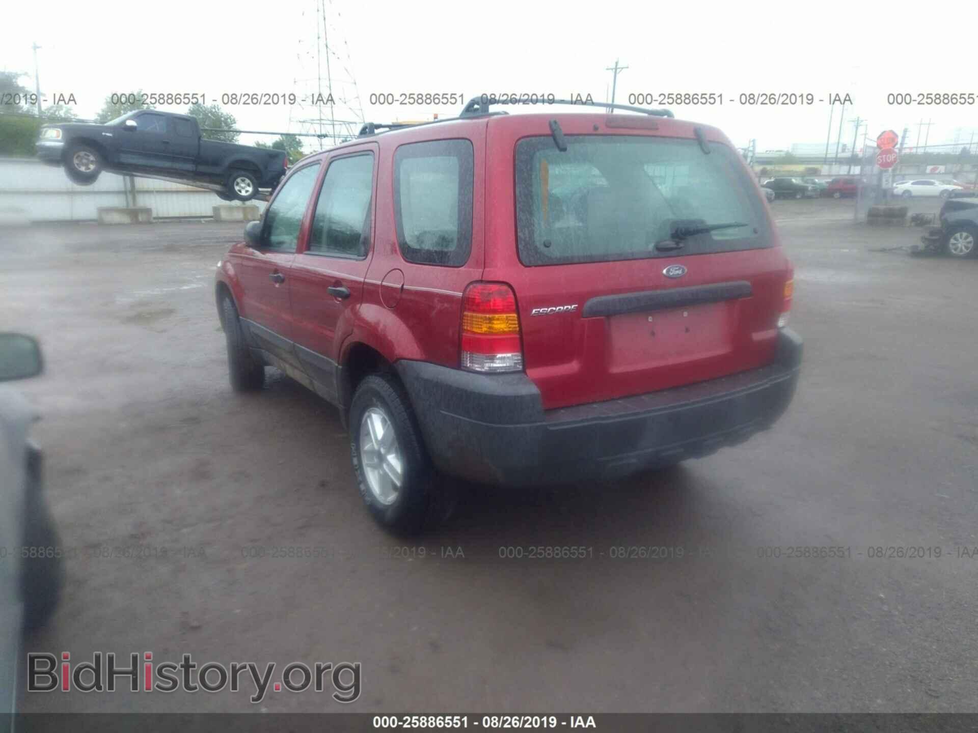 2007 FORD ESCAPE - VIN: 1FMYU92Z57KB89052 - Фото 3