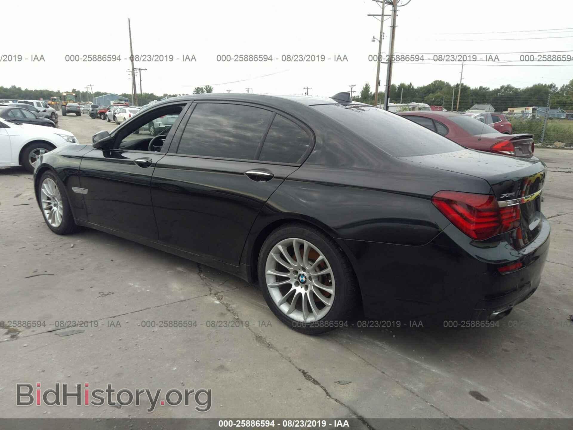 2014 BMW 740 - VIN: WBAYF4C59ED281759 - Фото 3